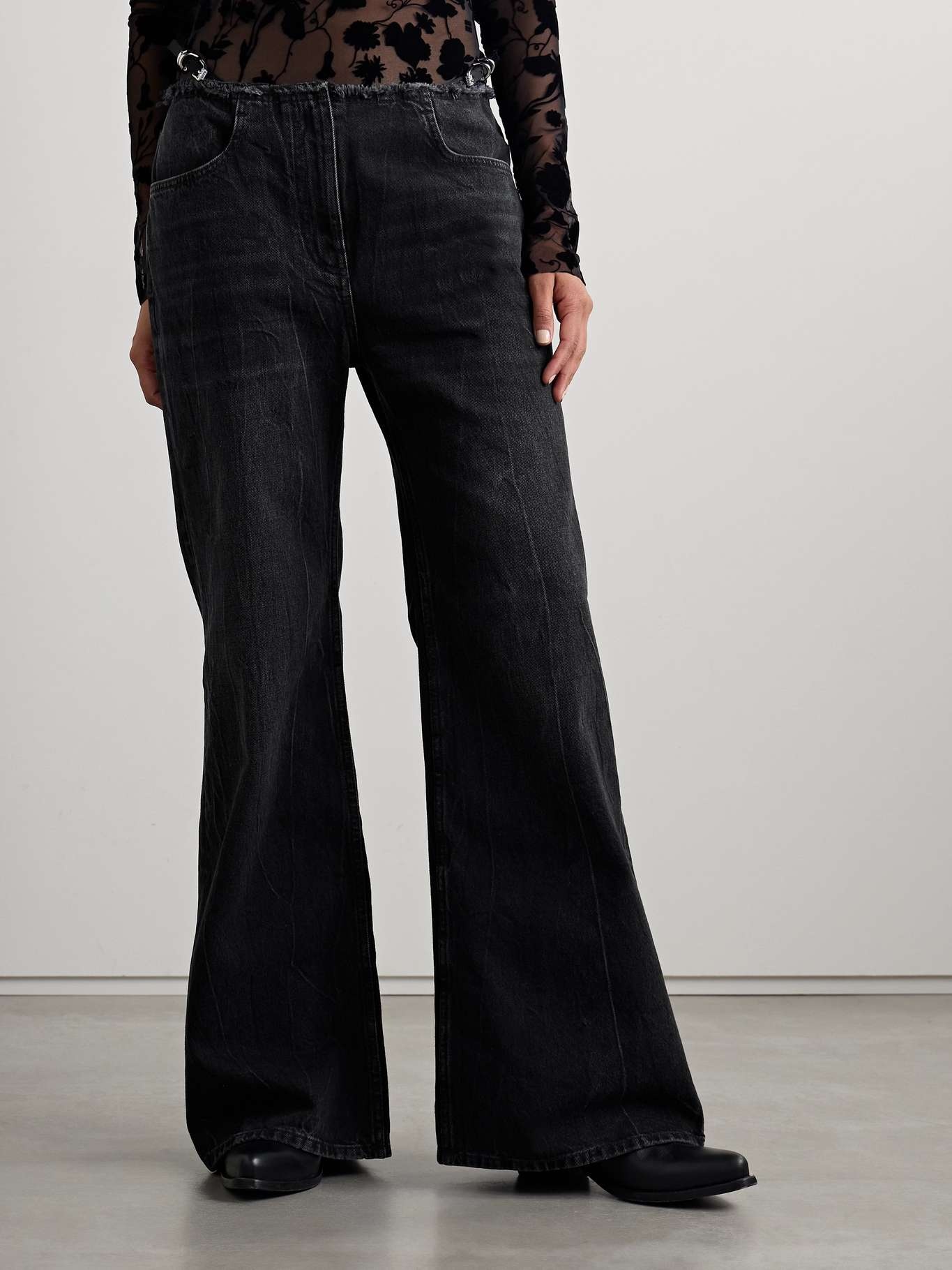 Distressed low-rise wide-leg jeans - 3