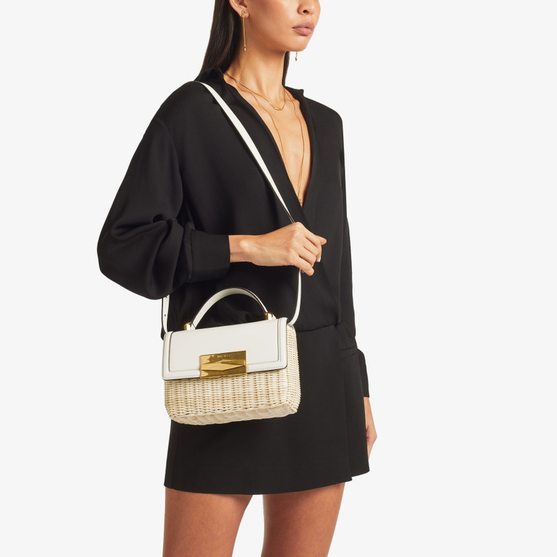 JIMMY CHOO Diamond Top Handle
Natural/Latte Wicker and Leather Top Handle Bag outlook