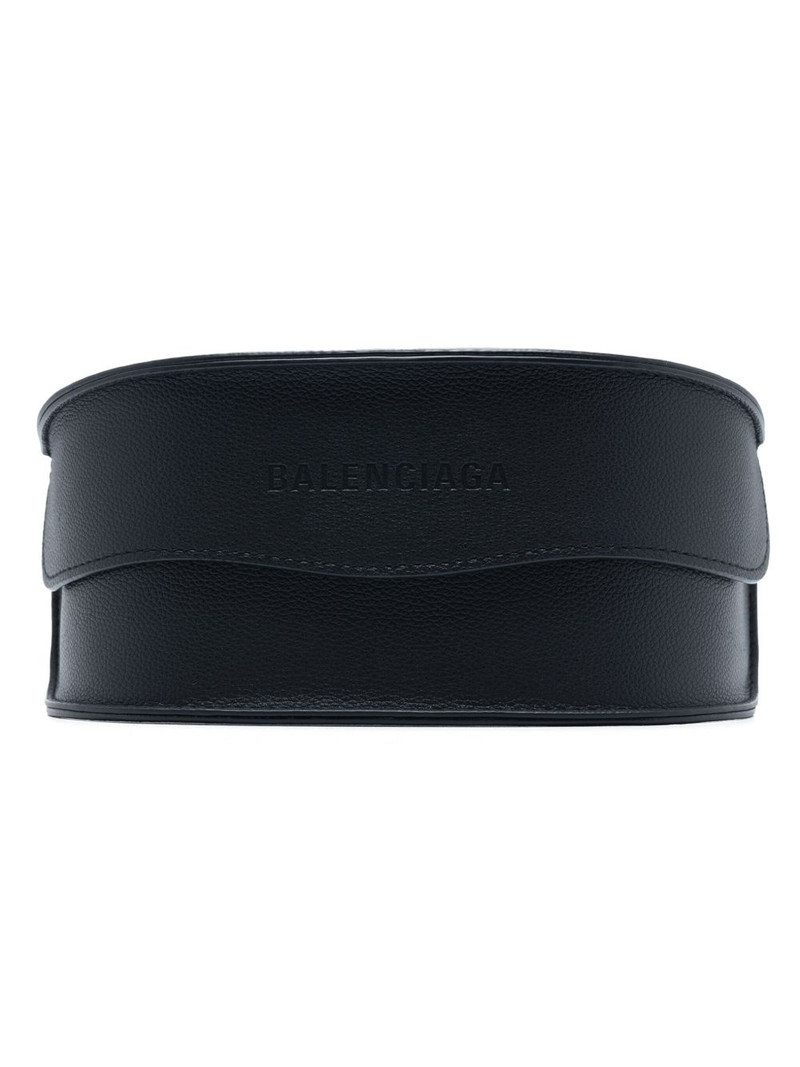 Bossy oval-frame sunglasses 4