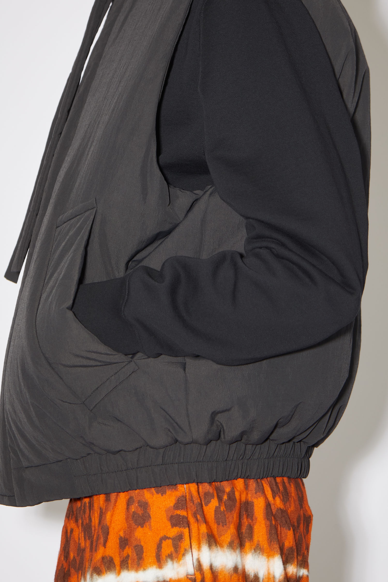 Padded nylon vest - Black - 4
