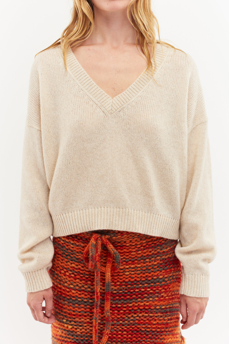 NIMBUS WOMEN'S V-NECK 4