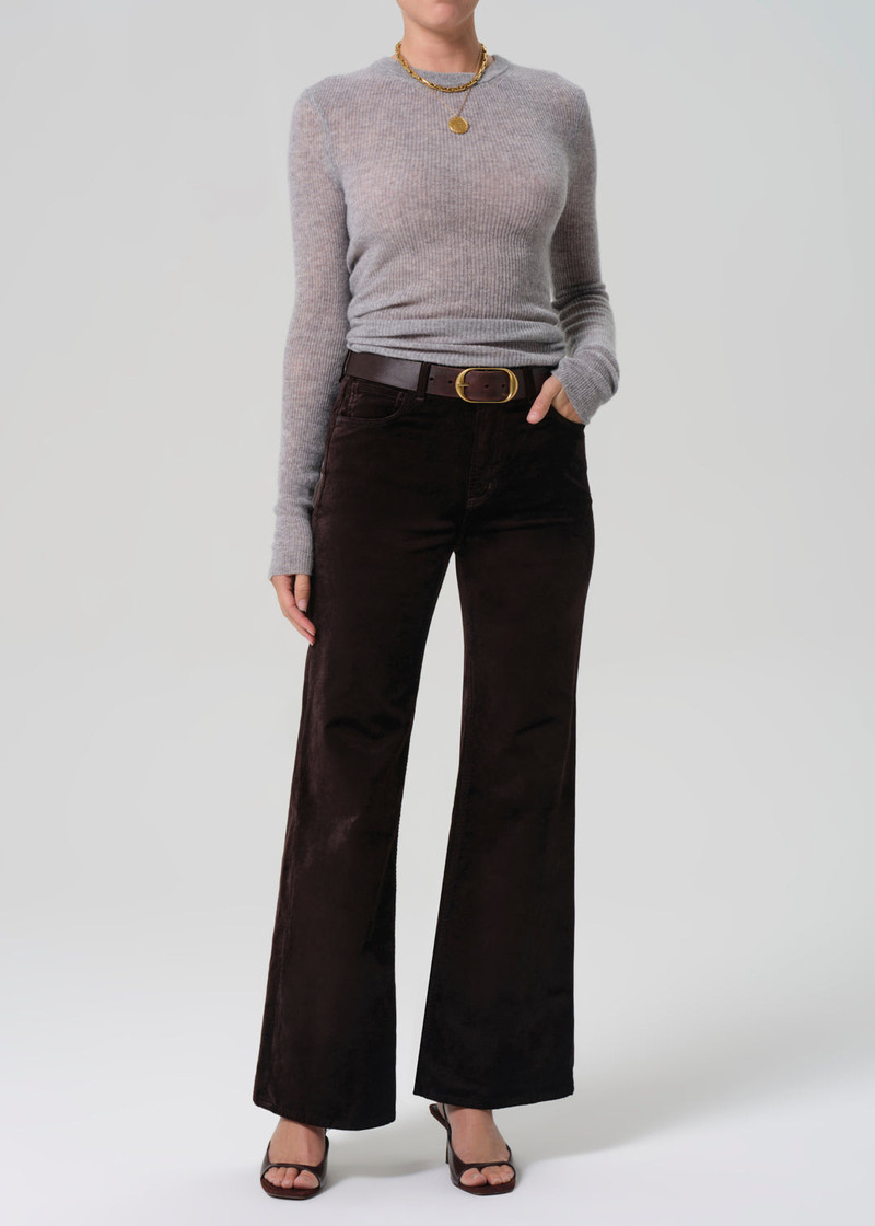 Citizens of Humanity Kimberly 70's Flare Velvet
In Espresso outlook