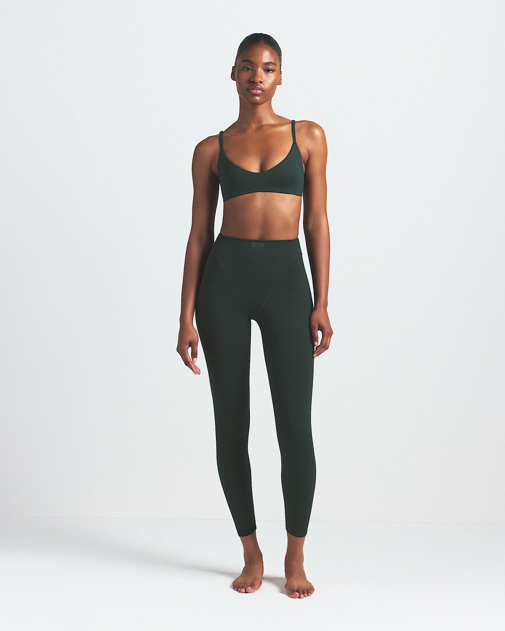 NikeSKIMS Matte Women's High-Waisted 26" Leggings - 1