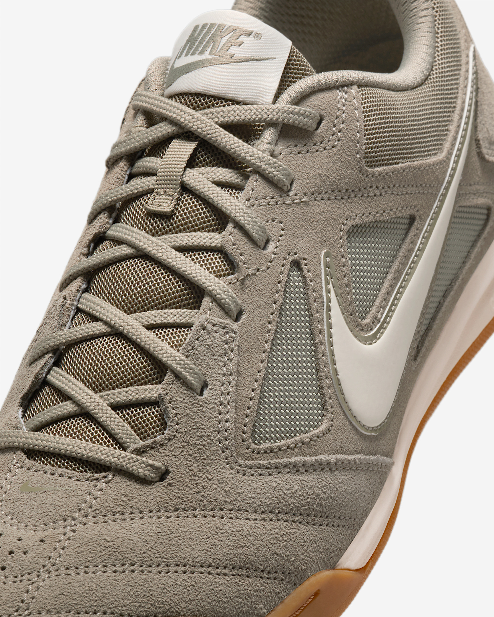 Nike Gato Men's Shoes - 7