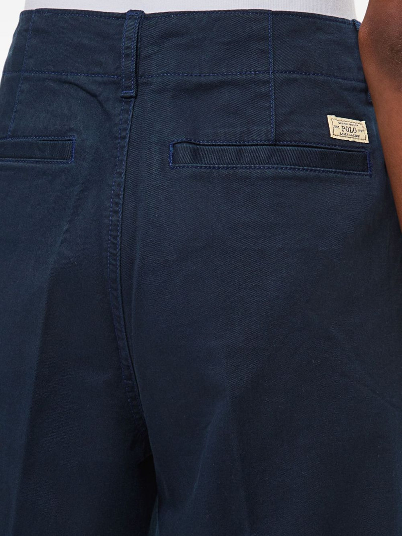 high-waisted trousers 4