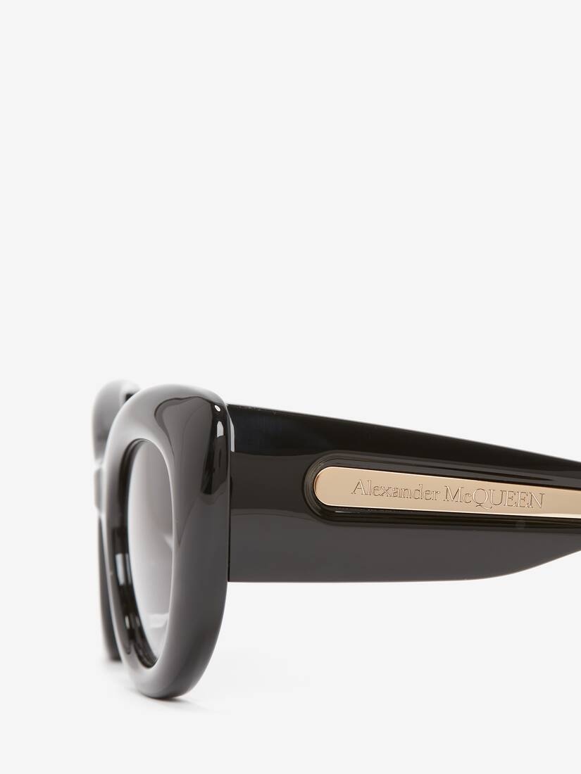 Women's The Curve Cat-eye Sunglasses in Black - 4