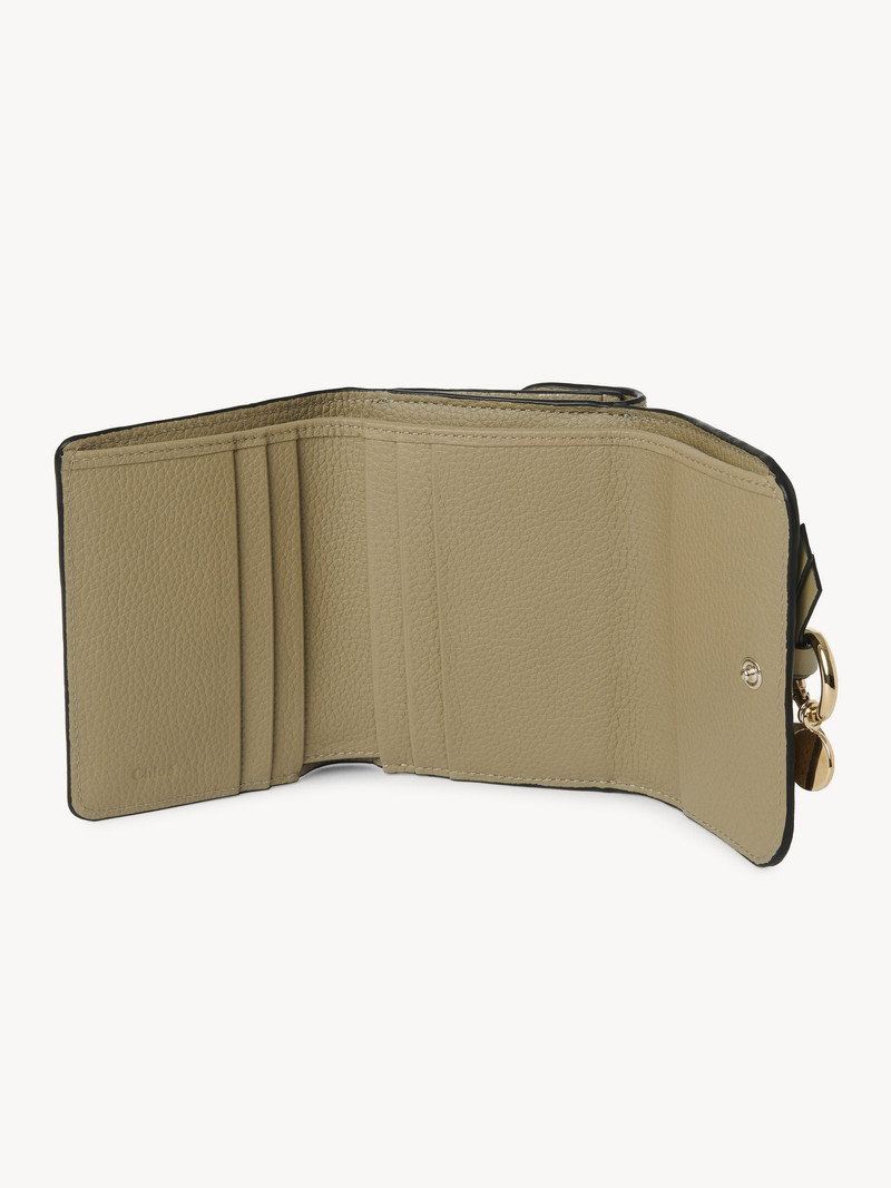 Chloé ALPHABET SMALL TRI-FOLD outlook