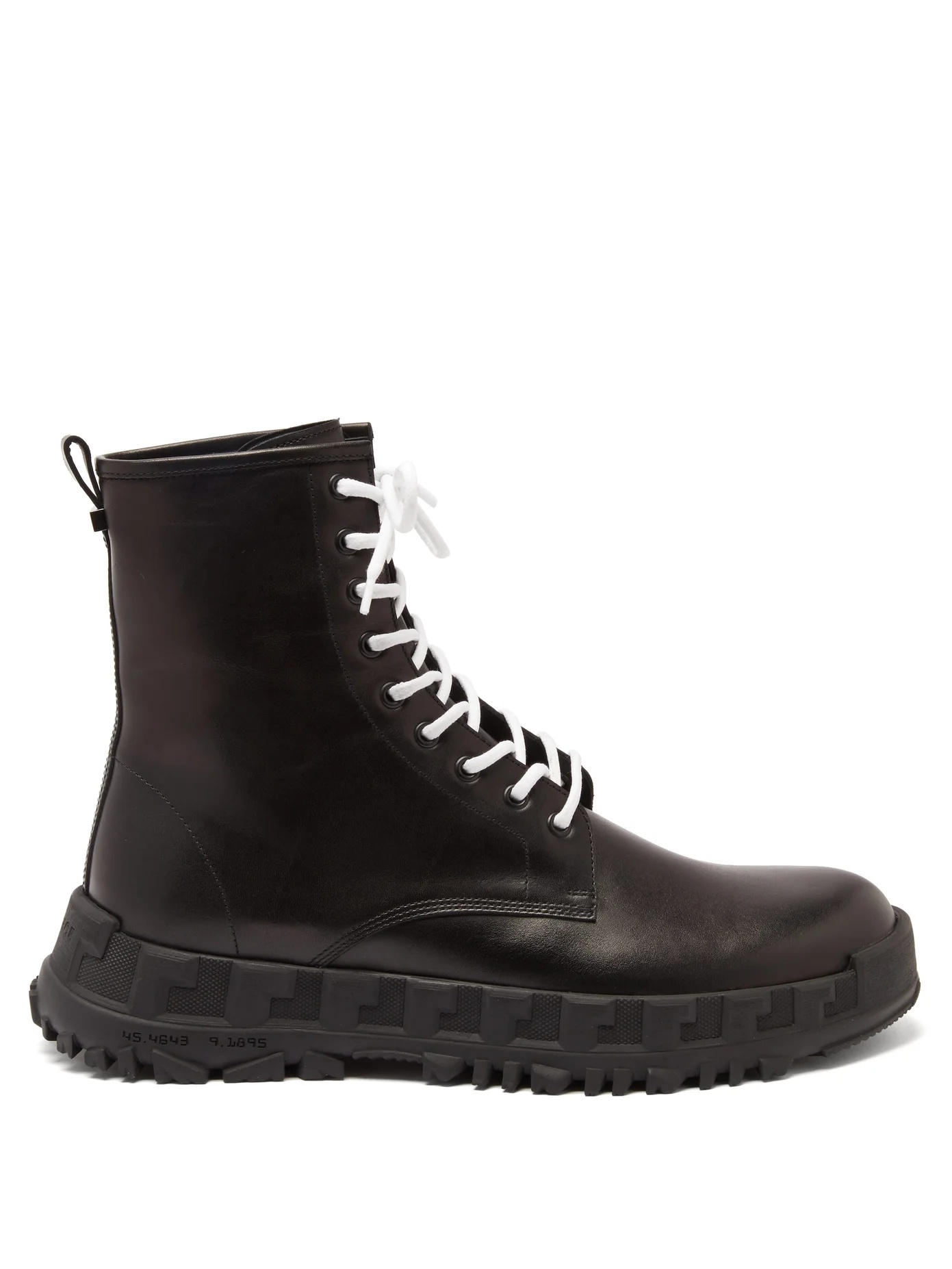 Logo-plaque leather lace-up boots - 1