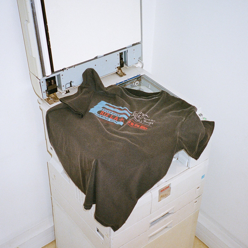 DUKE + DEXTER Rizla Gum Vintage Black T-Shirt outlook