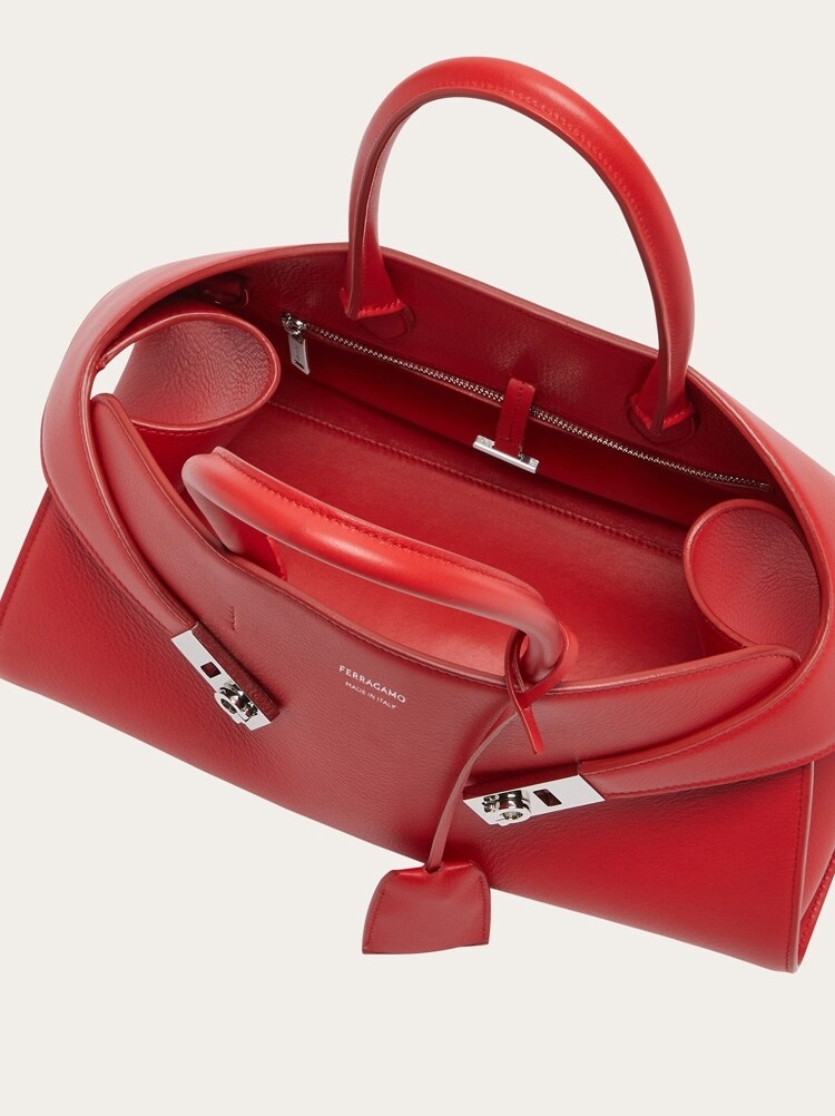 HUG HANDBAG (S) - 6