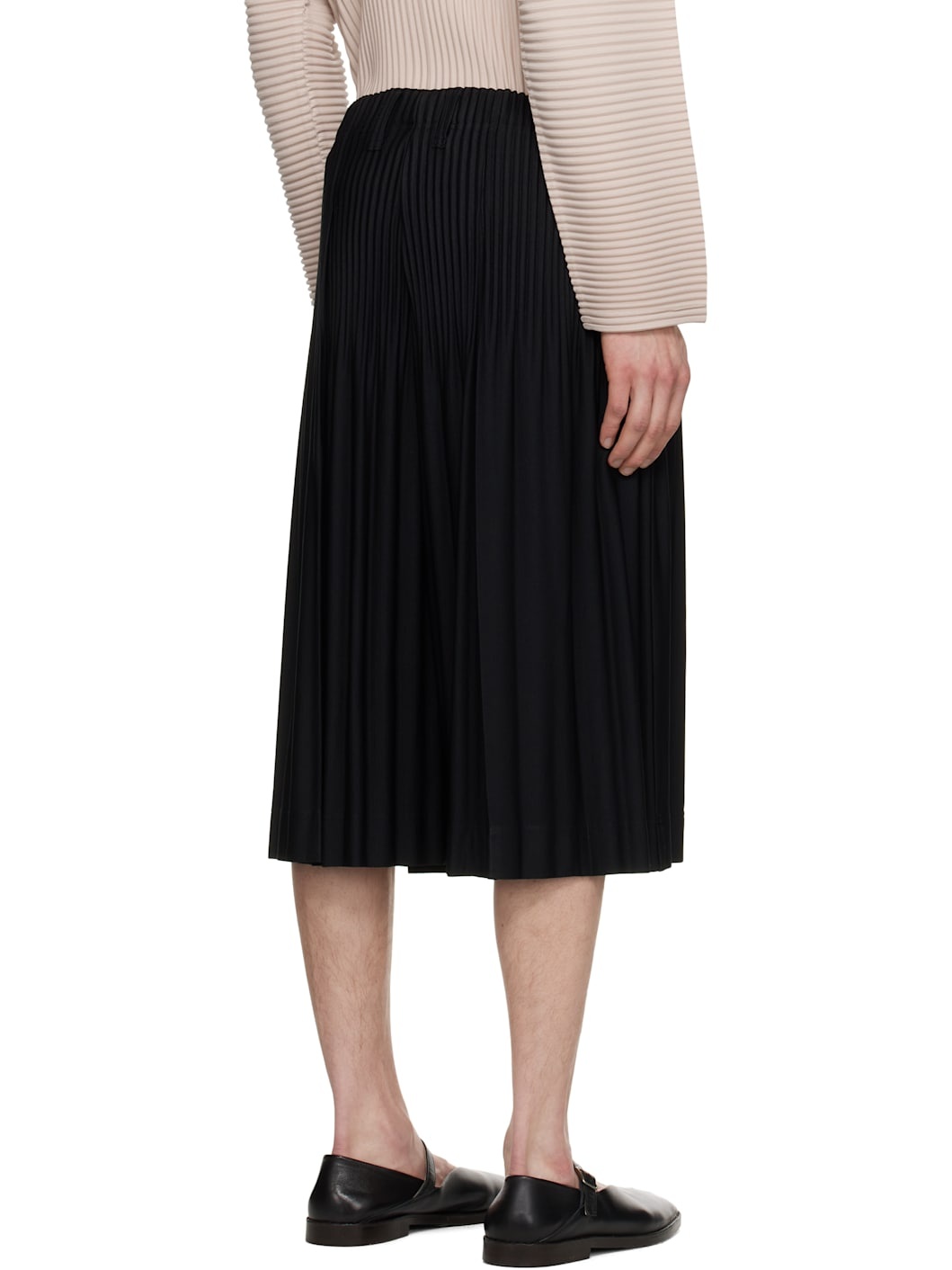 Black Tailored Pleats 1 Shorts - 3