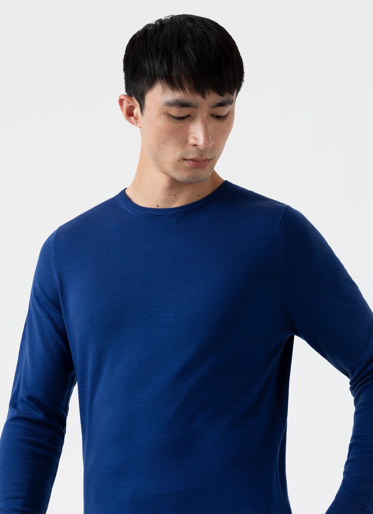 Fine Merino Wool Crew Neck - 5