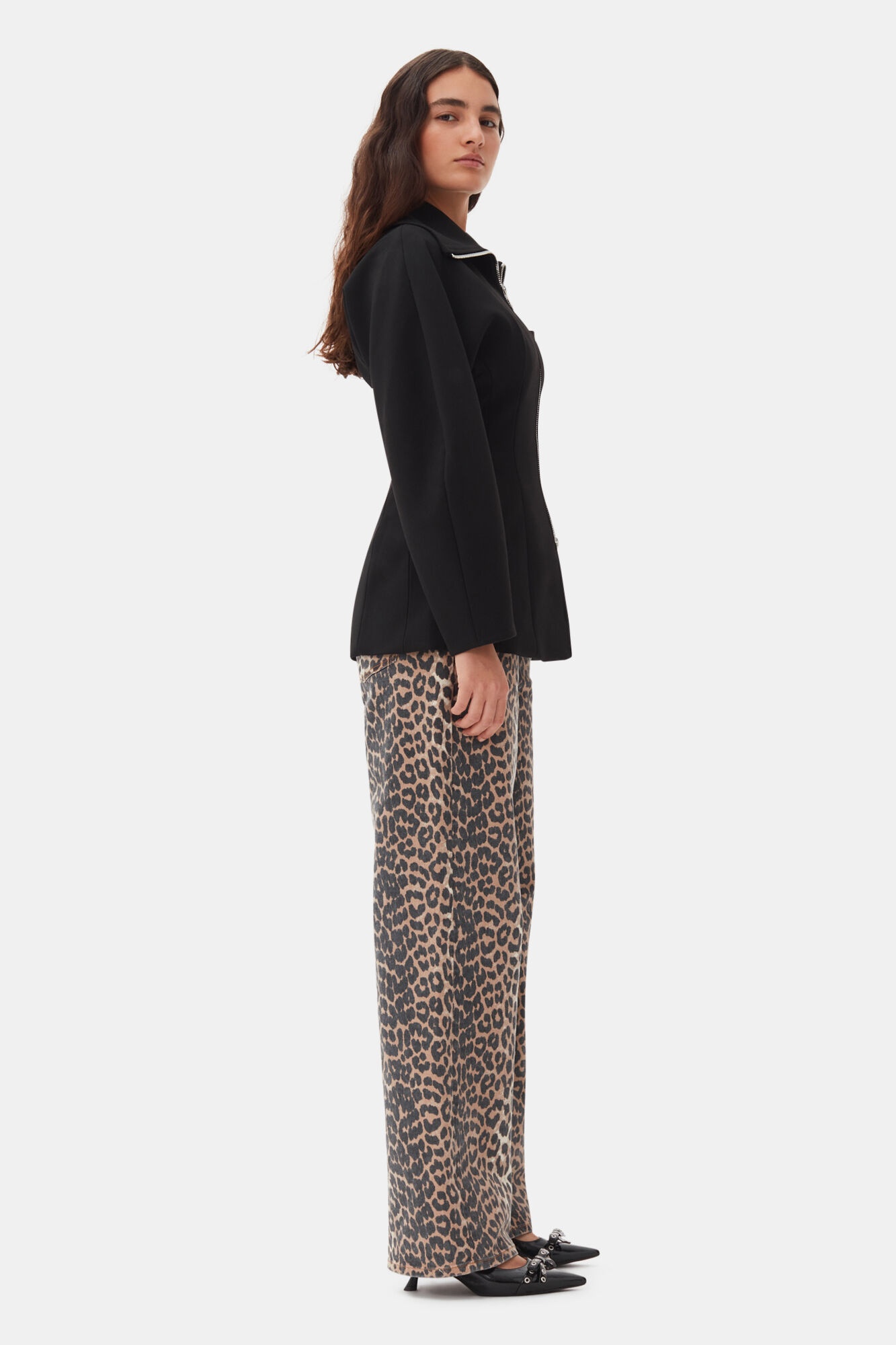BLACK BONDED CREPE CURVE SLEEVE JACKET - 4
