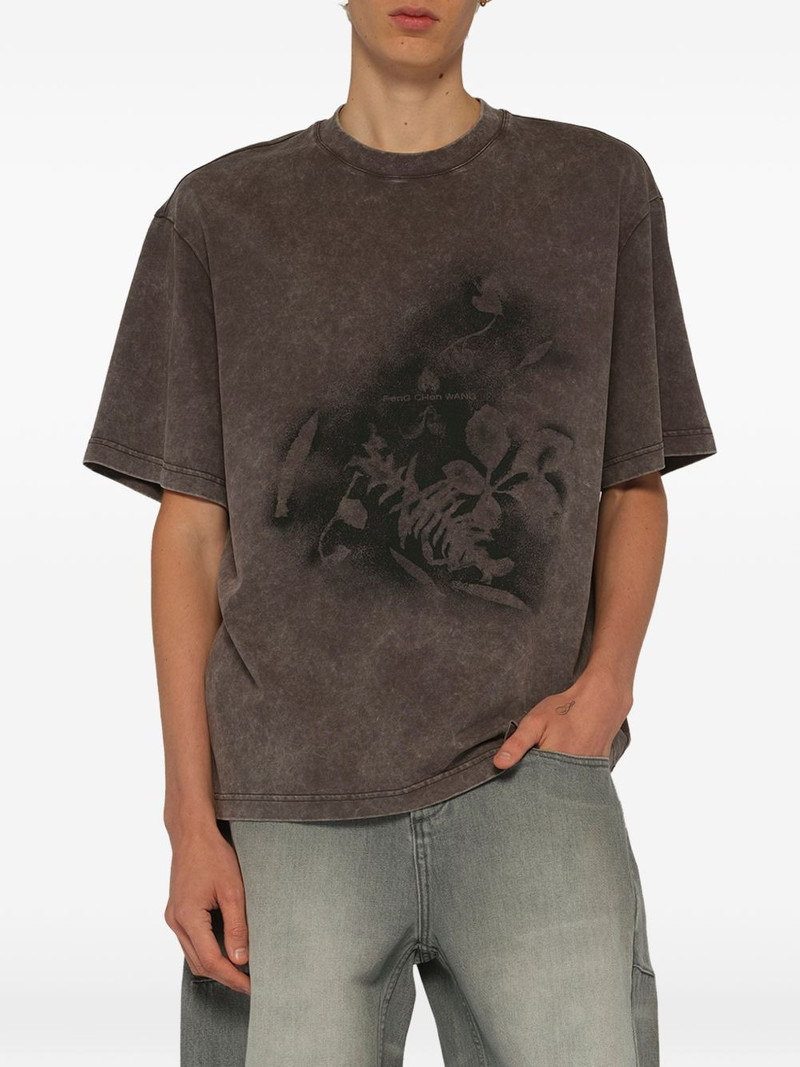 spray-painted plant-motif T-shirt 5