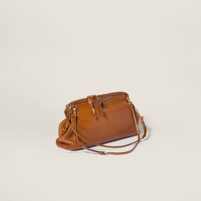 Caprice leather clutch 3