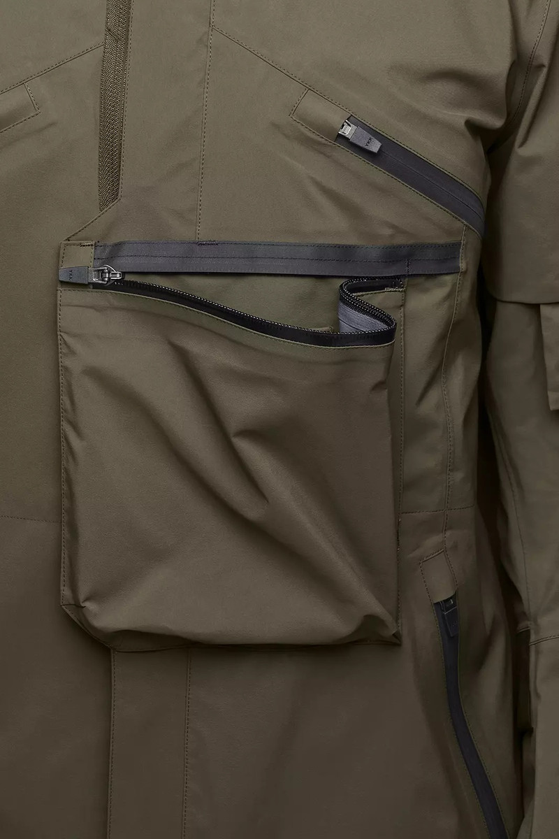 J1A-GTKR-RFM KR EX 3L Gore-Tex® Pro Interops Jacket RAF Green with size 5 WR zippers in matte black 23