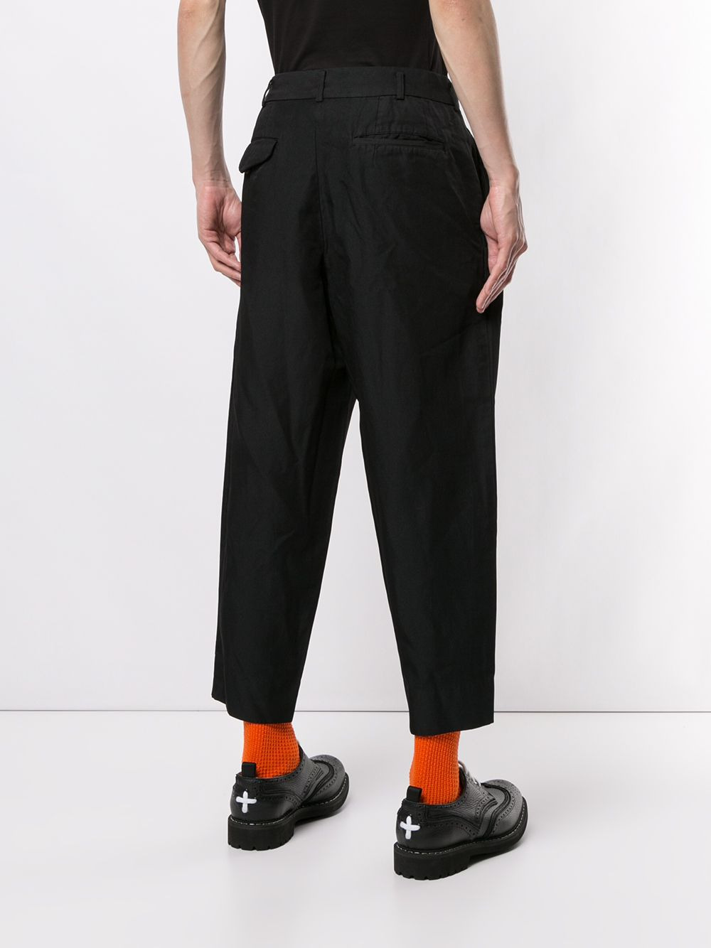 cropped tapered-leg trousers - 4