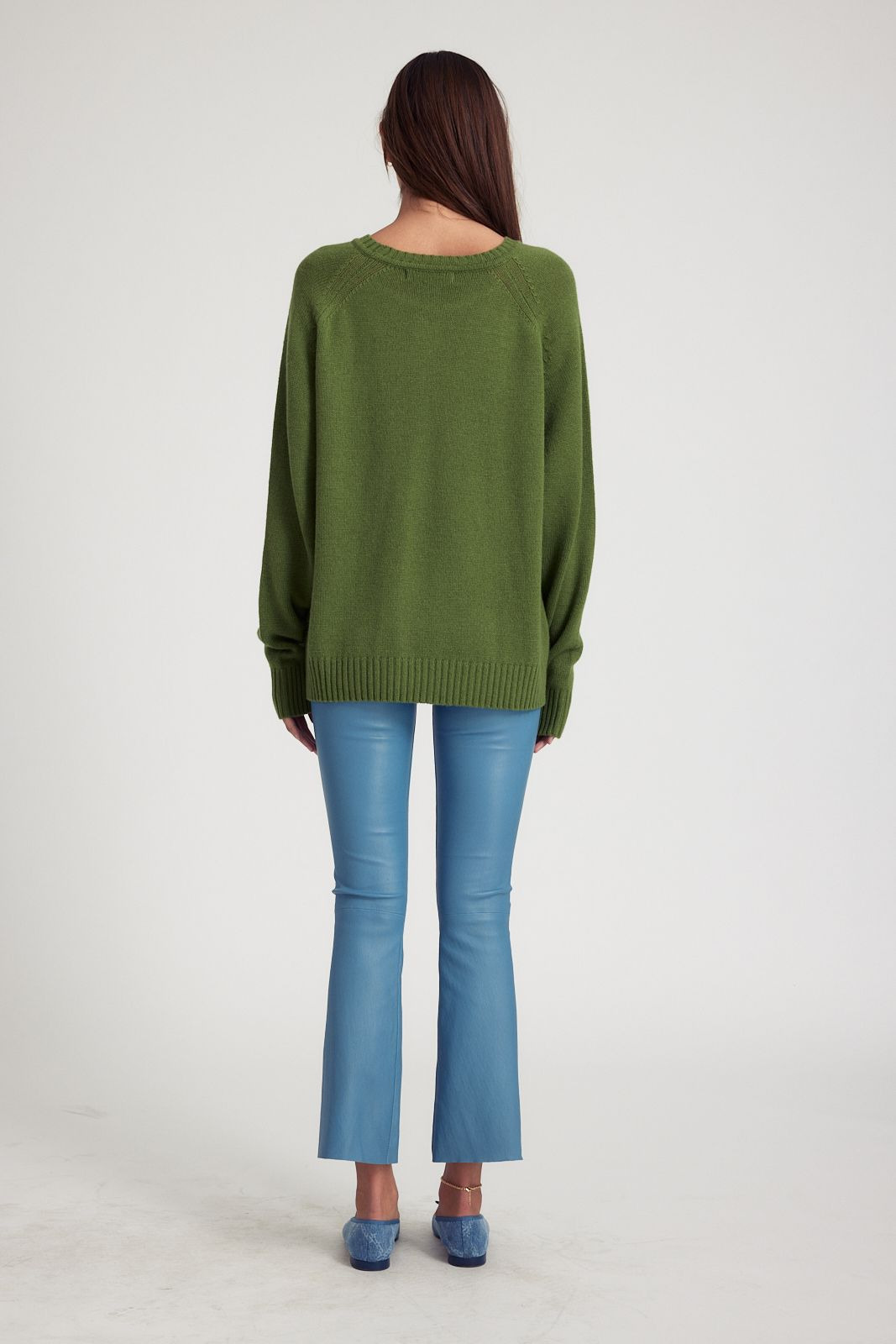 ARTICHOKE CASHMERE LOOSE GAUGE CREWNECK - 4