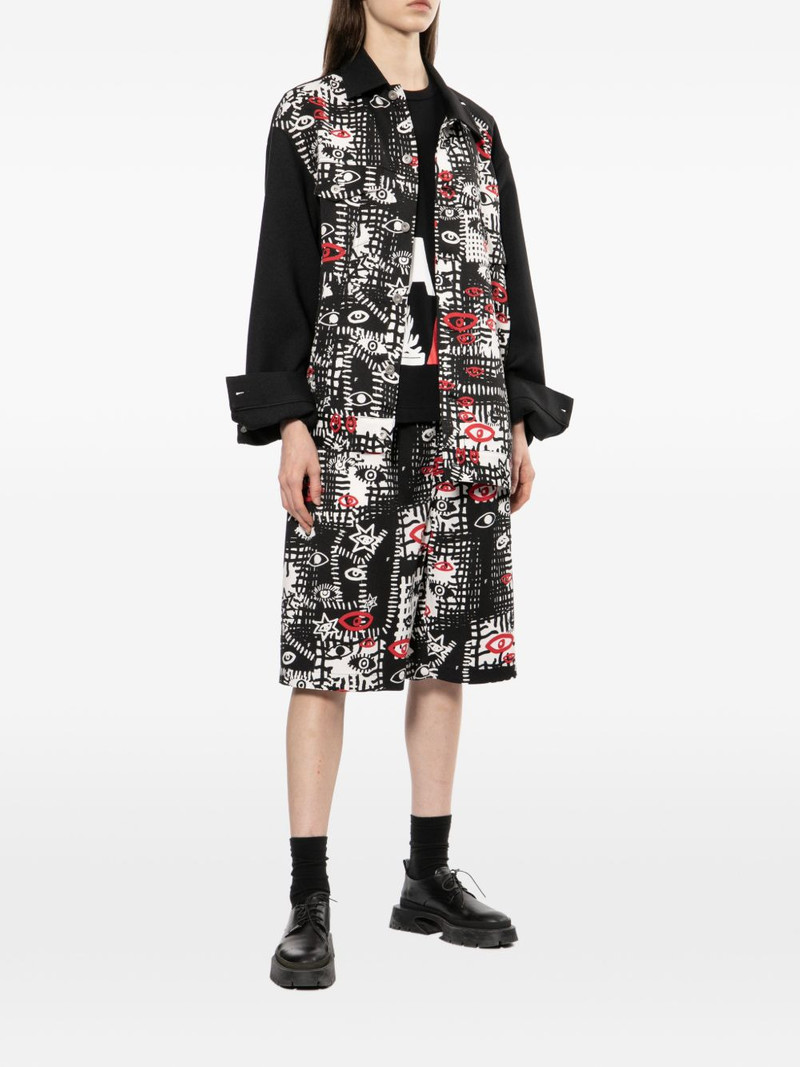 BLACK COMME des GARÇONS graphic-print shorts outlook