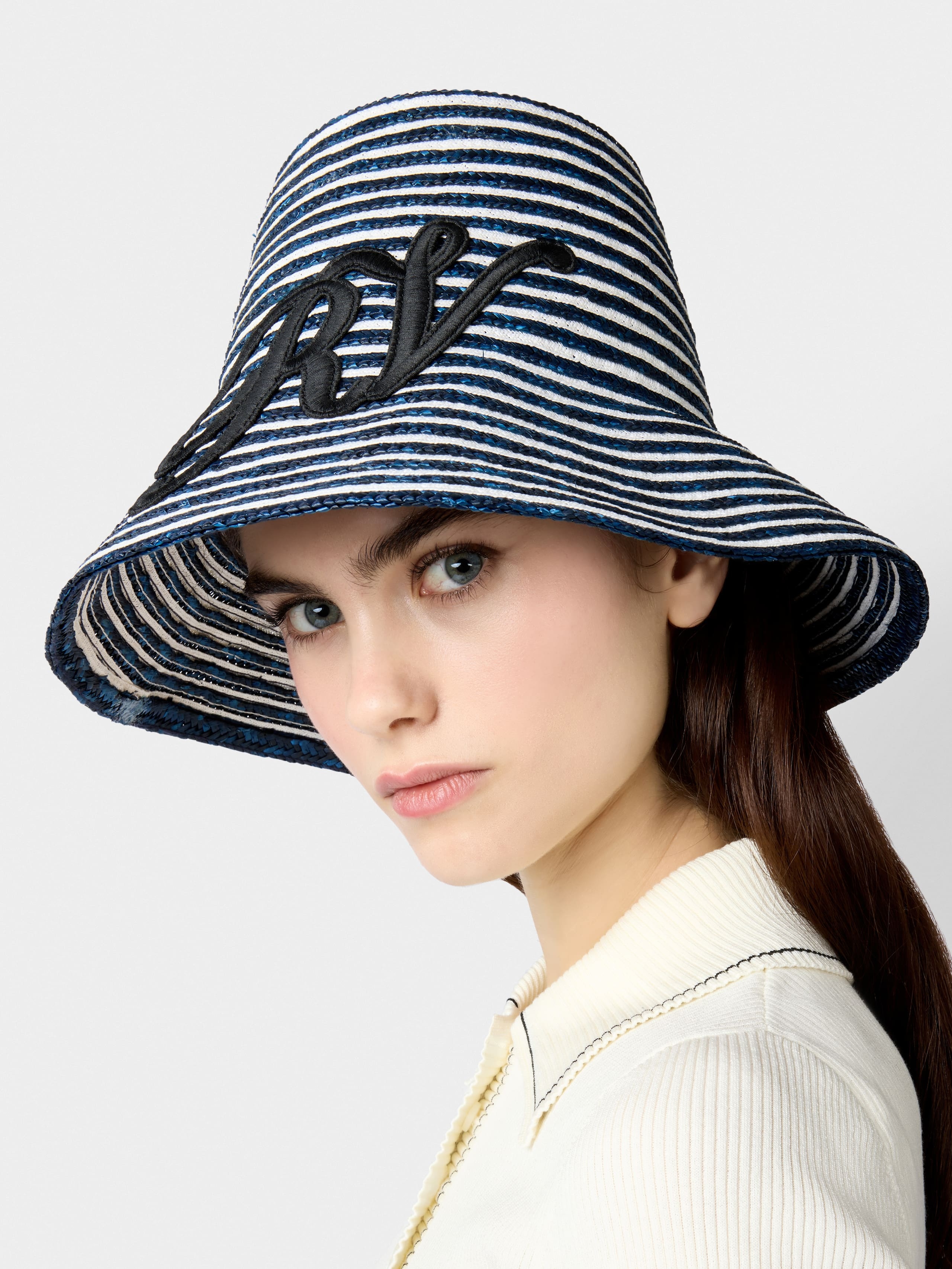 Hat in raffia - 6