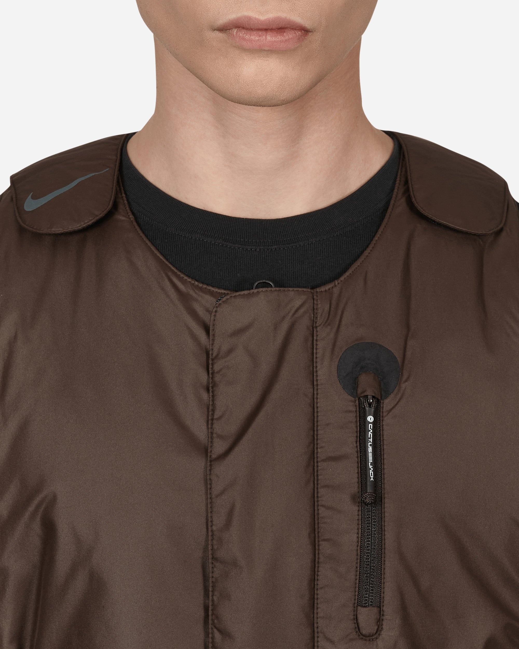 CACT.US CORP Vest Brown - 5