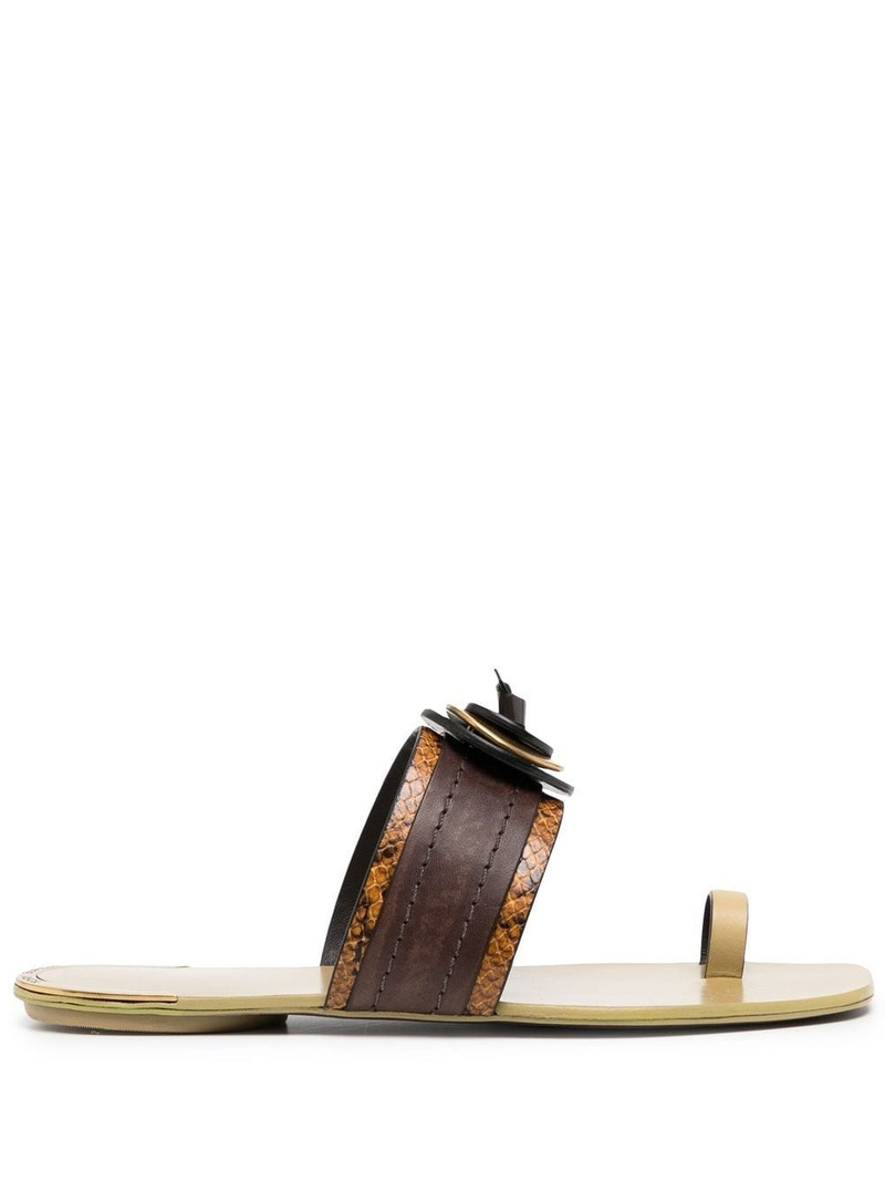 Artisanal knit slides 1