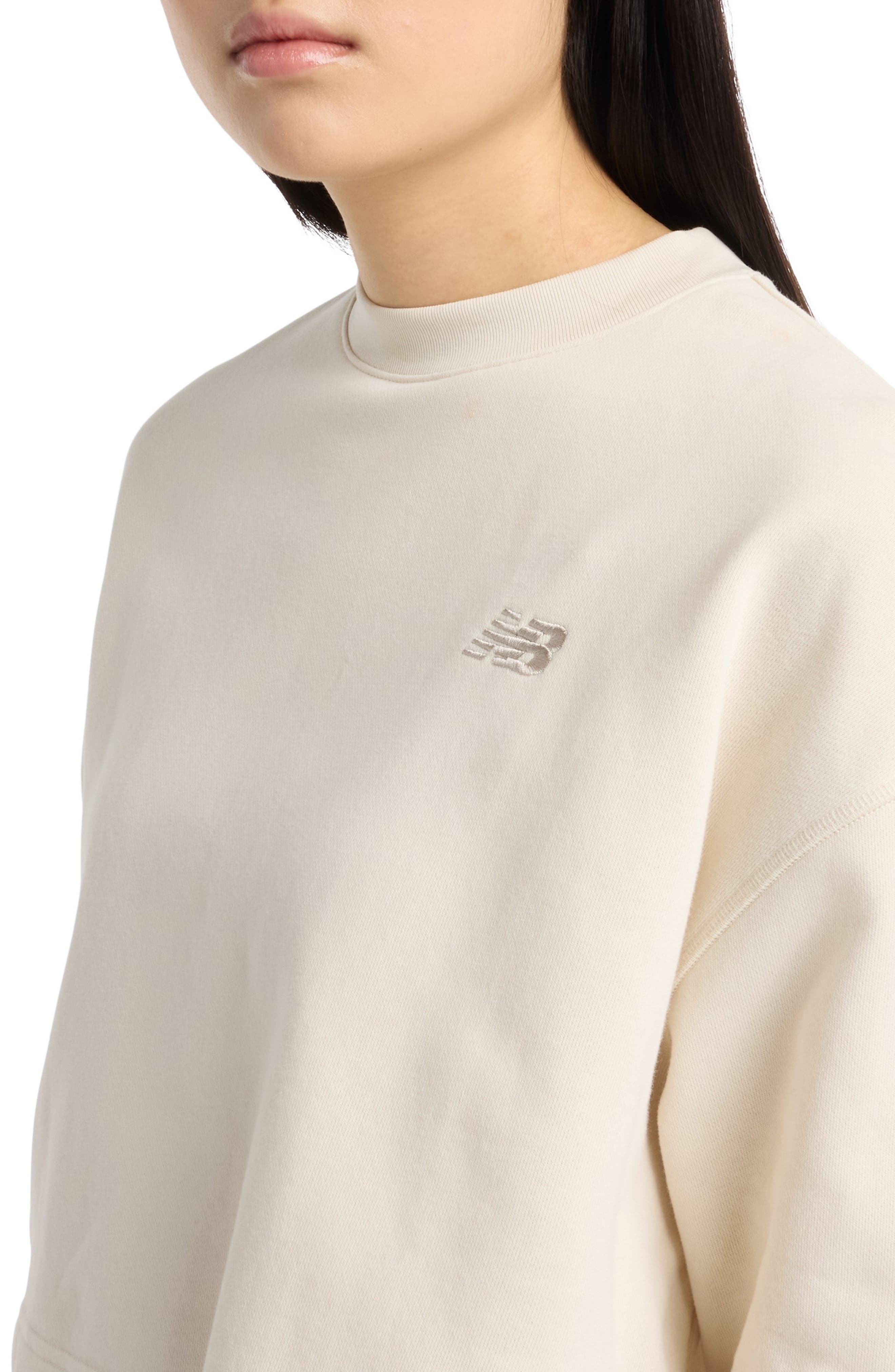 New Balance Coastal Fleece Oversize Crop Crewneck Sweatshirt in Linen at Nordstrom - 4