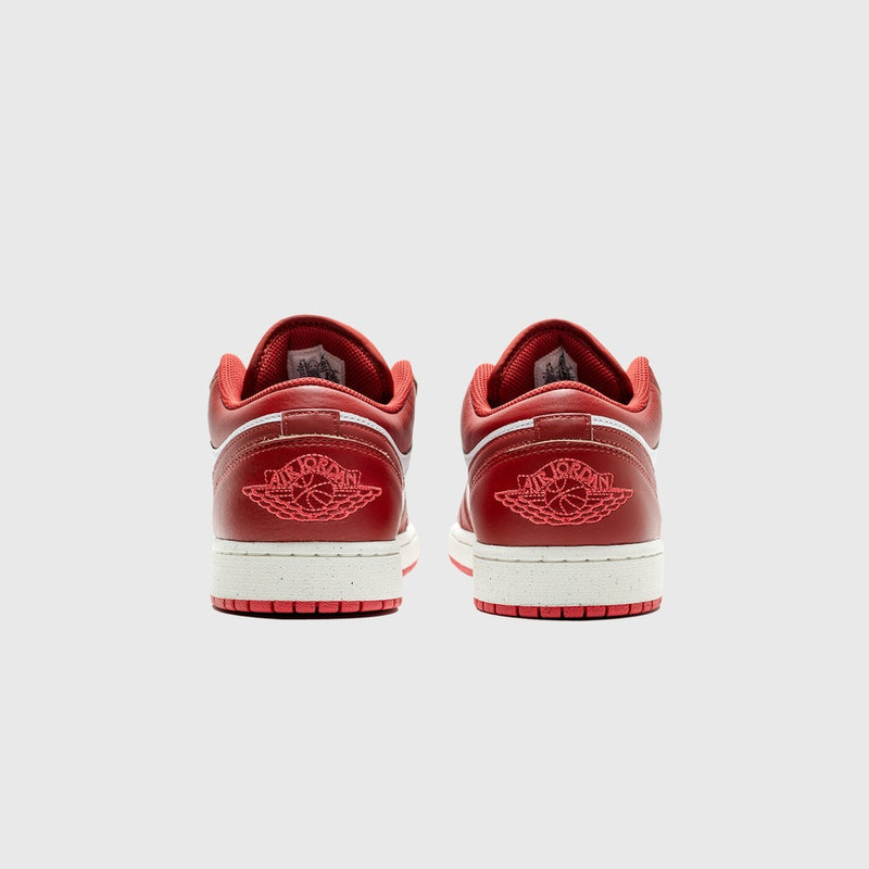 Jordan AIR JORDAN 1 LOW SE "LOBSTER" outlook