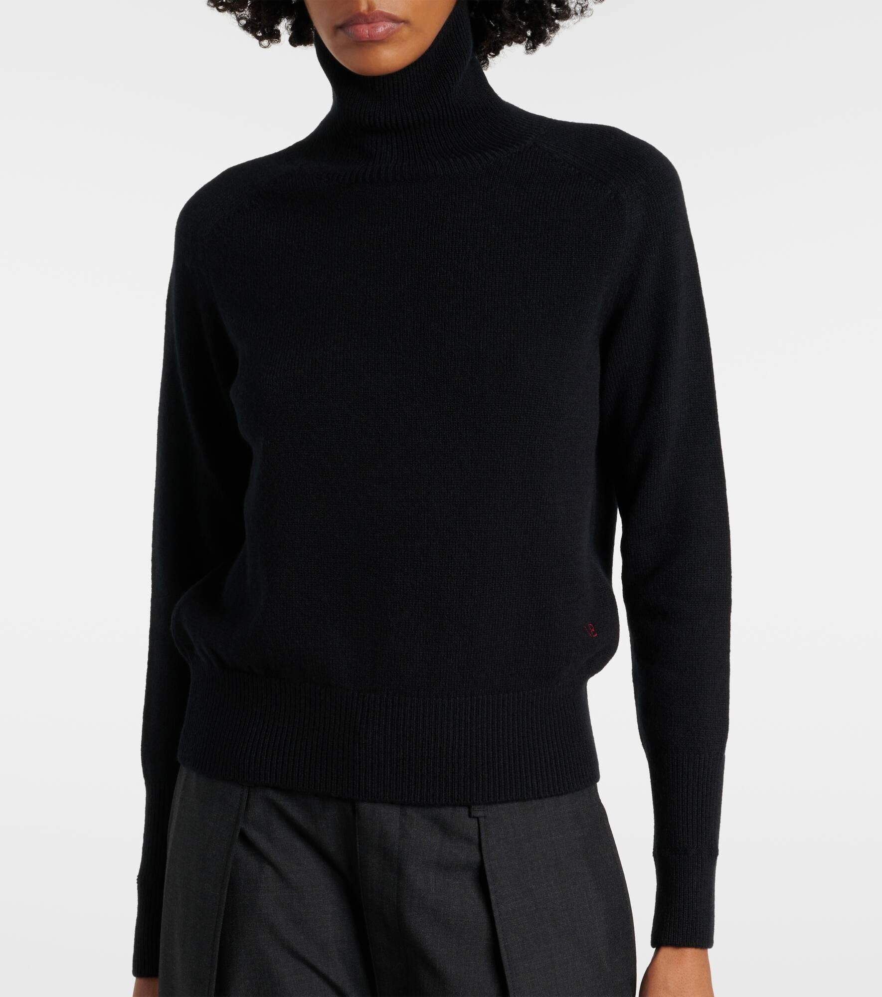 Wool turtleneck sweater - 4