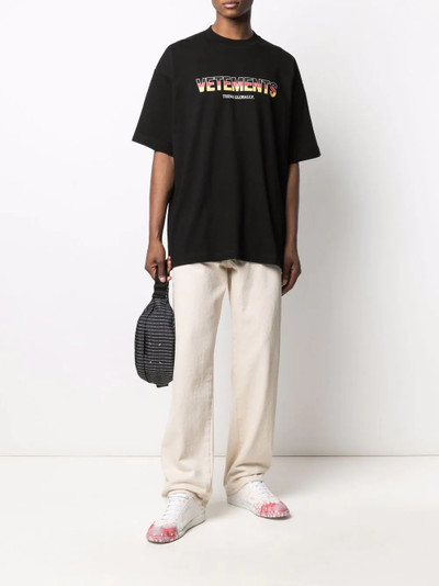 VETEMENTS logo-print cotton T-shirt outlook