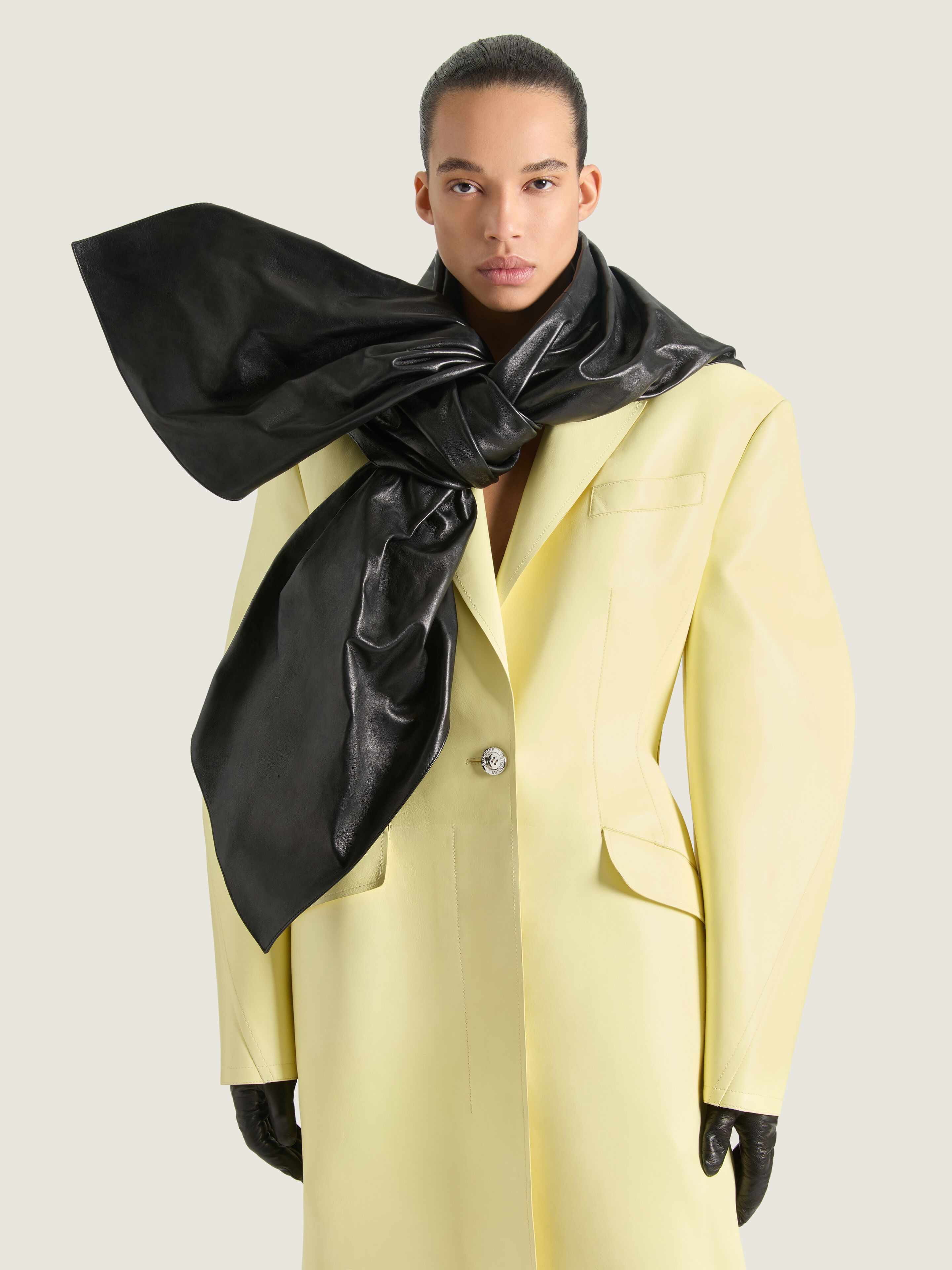 COCOON FITTED COAT IN LEATHER - 4