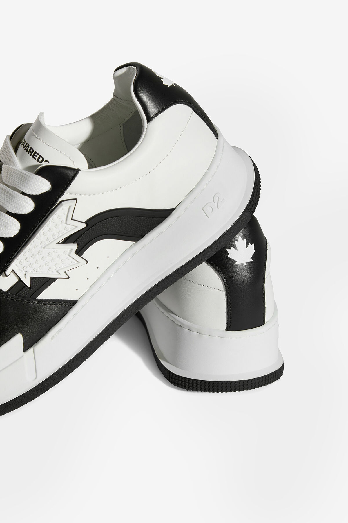 CANADIAN SNEAKERS - 4