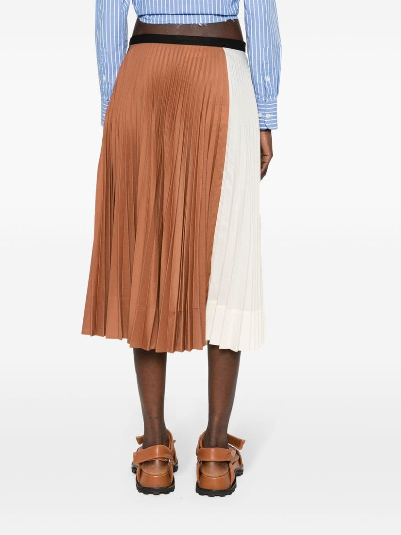 high-waist pleated skirt 4