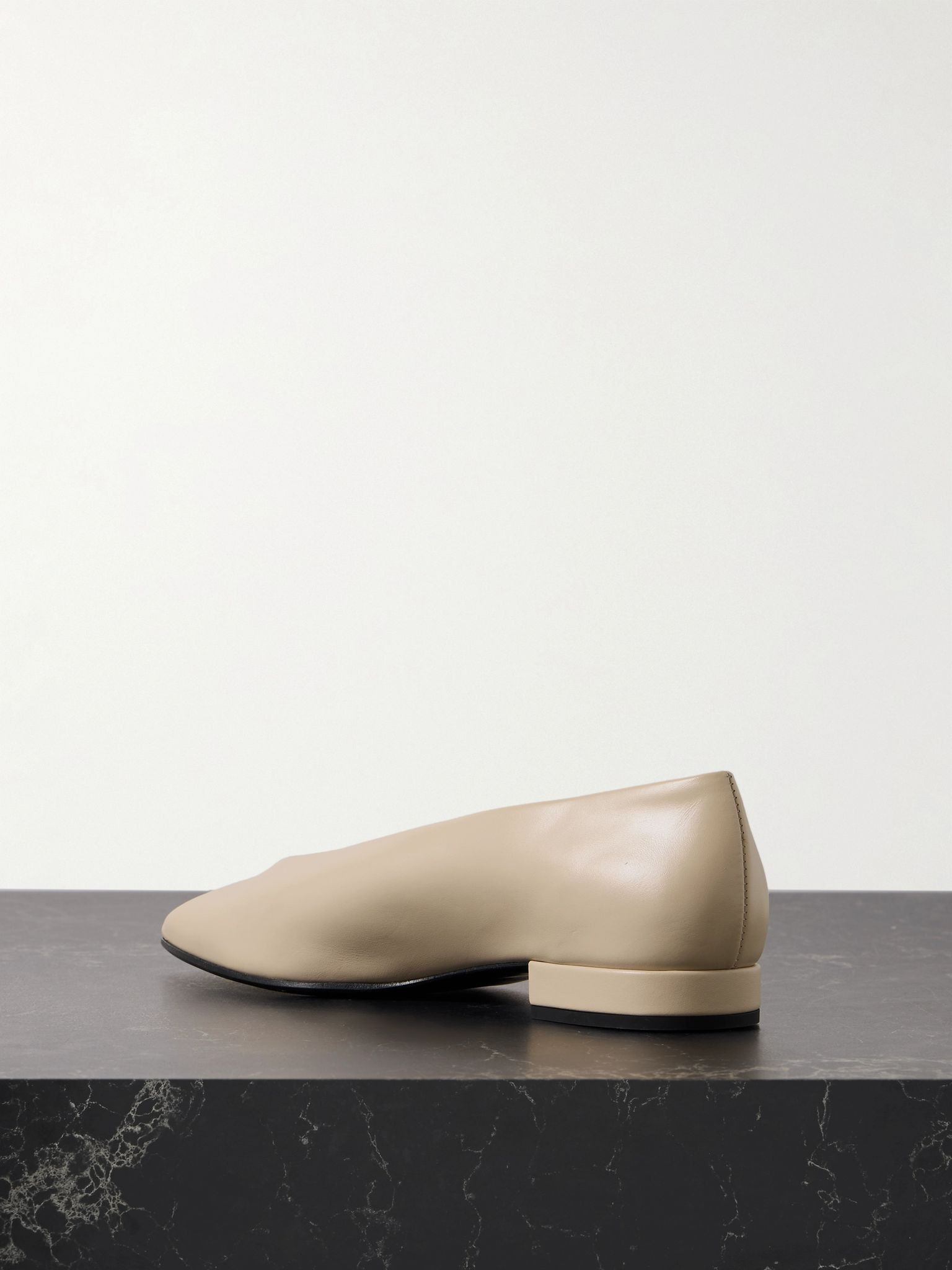 Rebecca leather point-toe flats Beige - 3