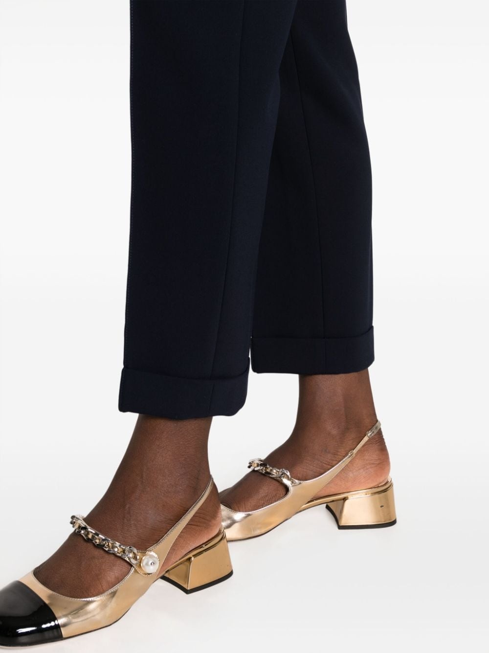 pressed-crease concealed-fastening tapered trousers - 5