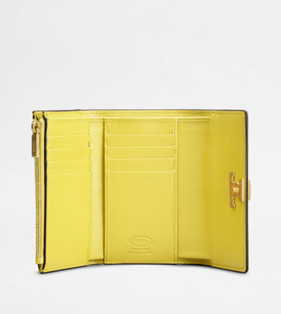 Tod's T TIMELESS WALLET IN LEATHER - GOLD outlook