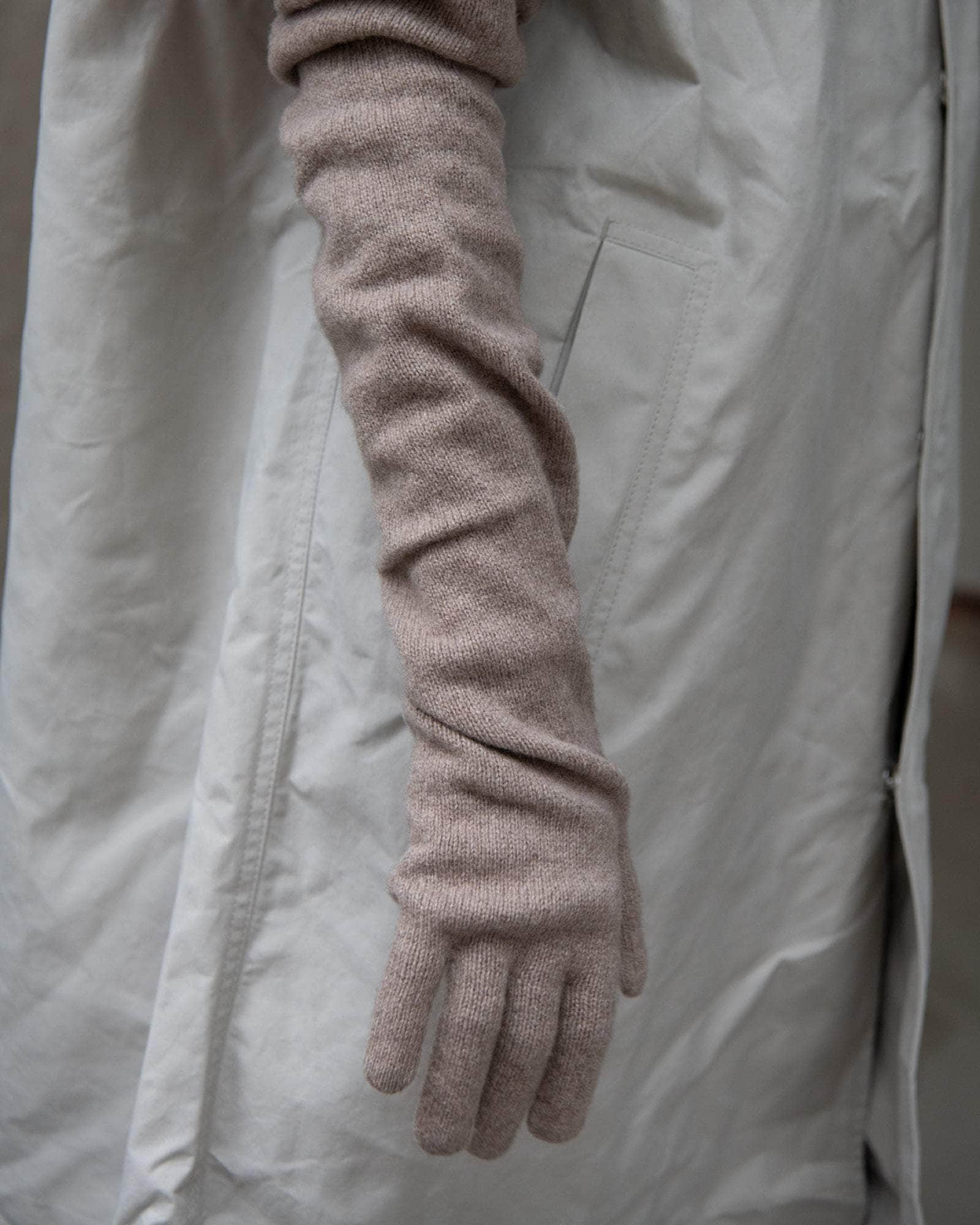 Whit Gloves - Recycled Cashmere - 2