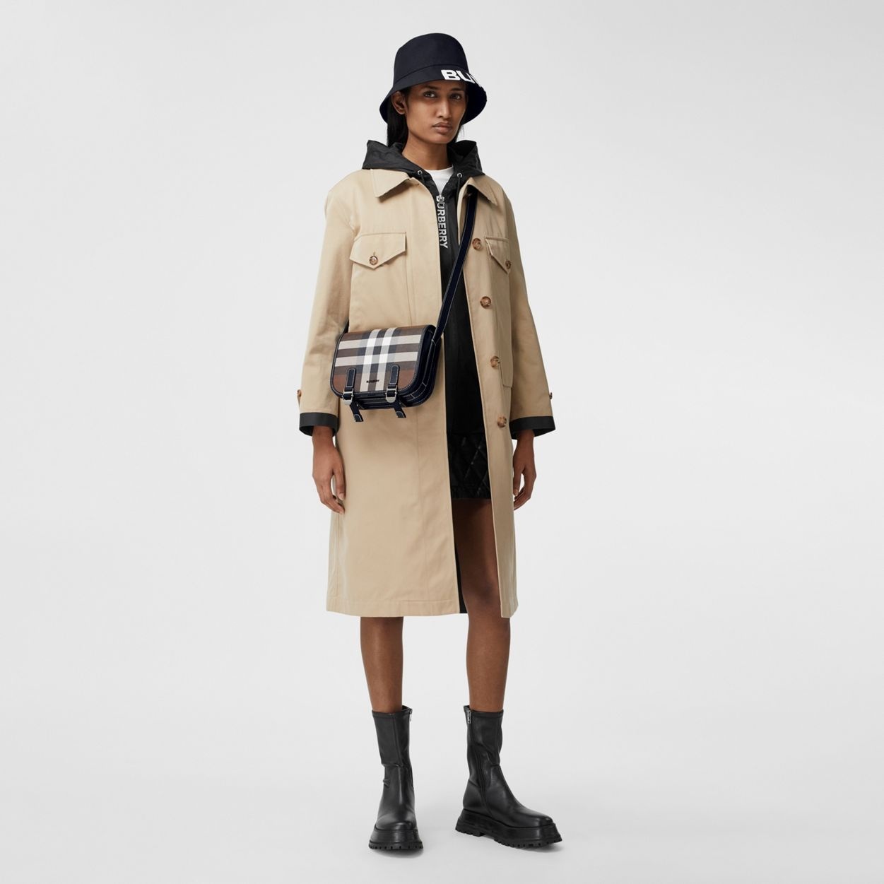 Check Print and Leather Messenger Bag - 7