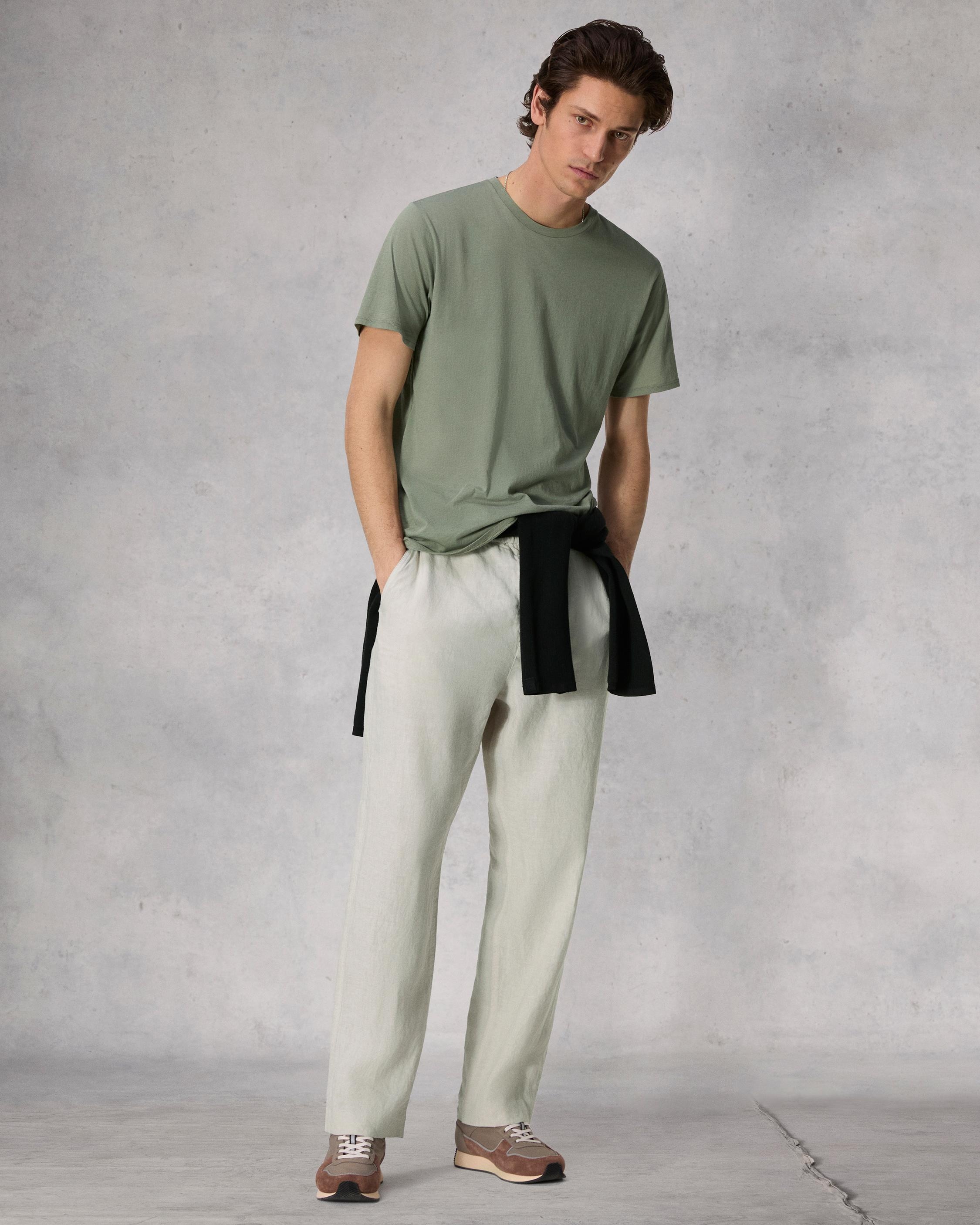 Bradford Linen Drawstring Pant
Relaxed Fit - 2