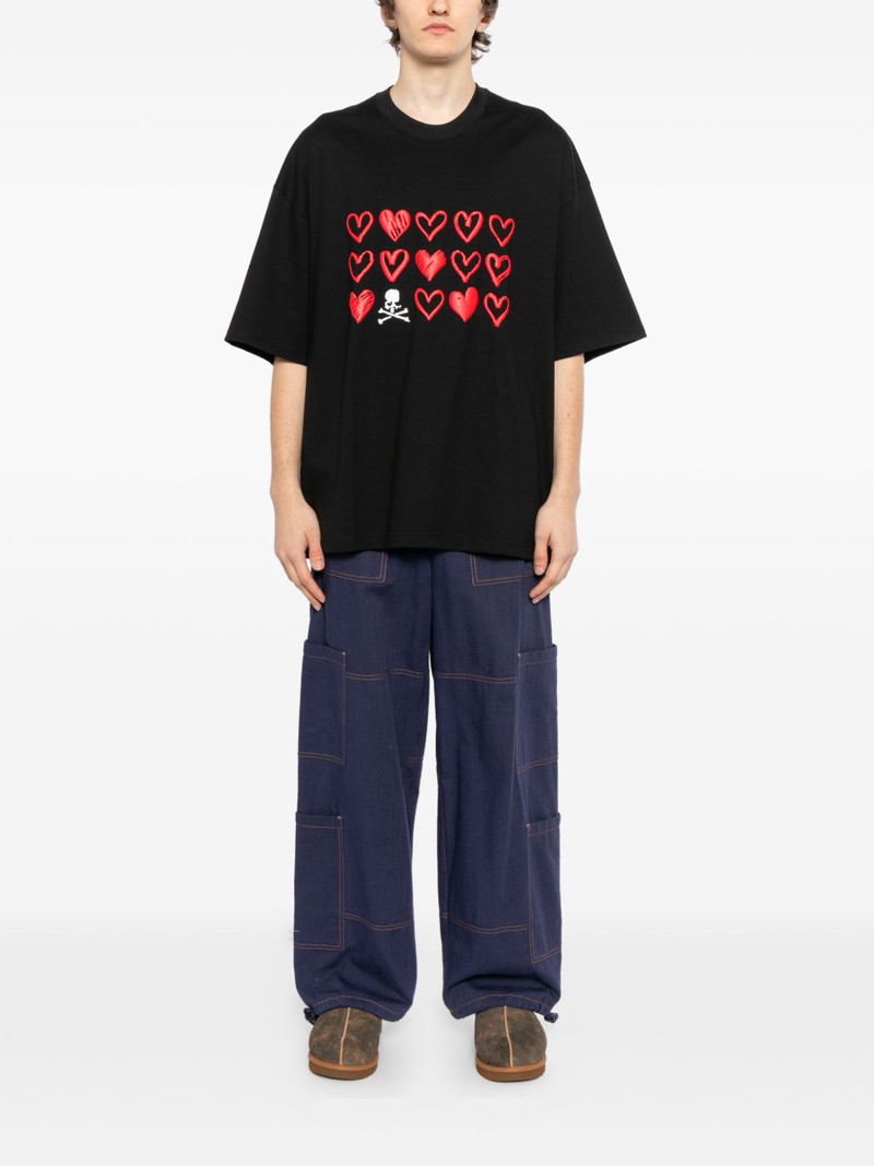 mastermind JAPAN hearts skull graphic T-shirt outlook
