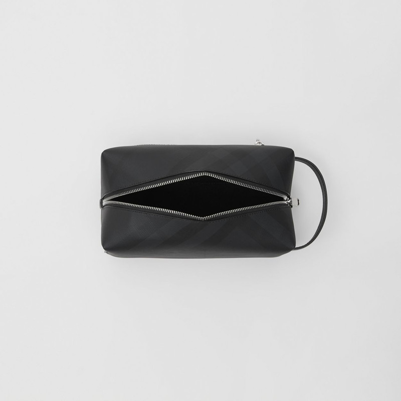 London Check and Leather Travel Pouch 5