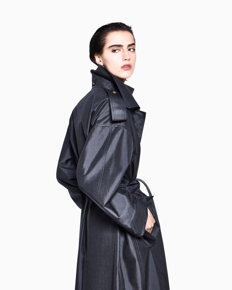 LONG WATERPROOF TRENCH COAT IN SILK SHANTUNG WITH A BELT 3