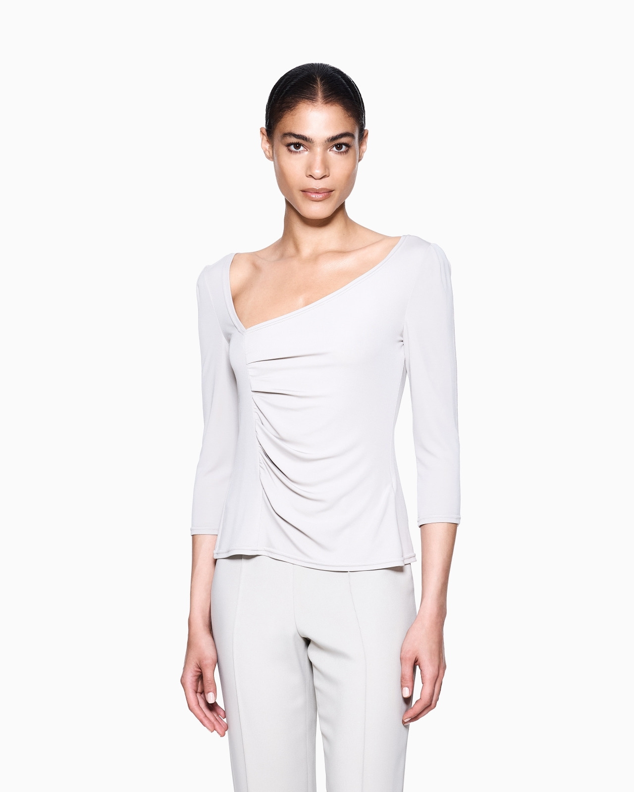 VISCOSE JERSEY JUMPER WITH AN ASYMMETRIC NECKLINE - 4