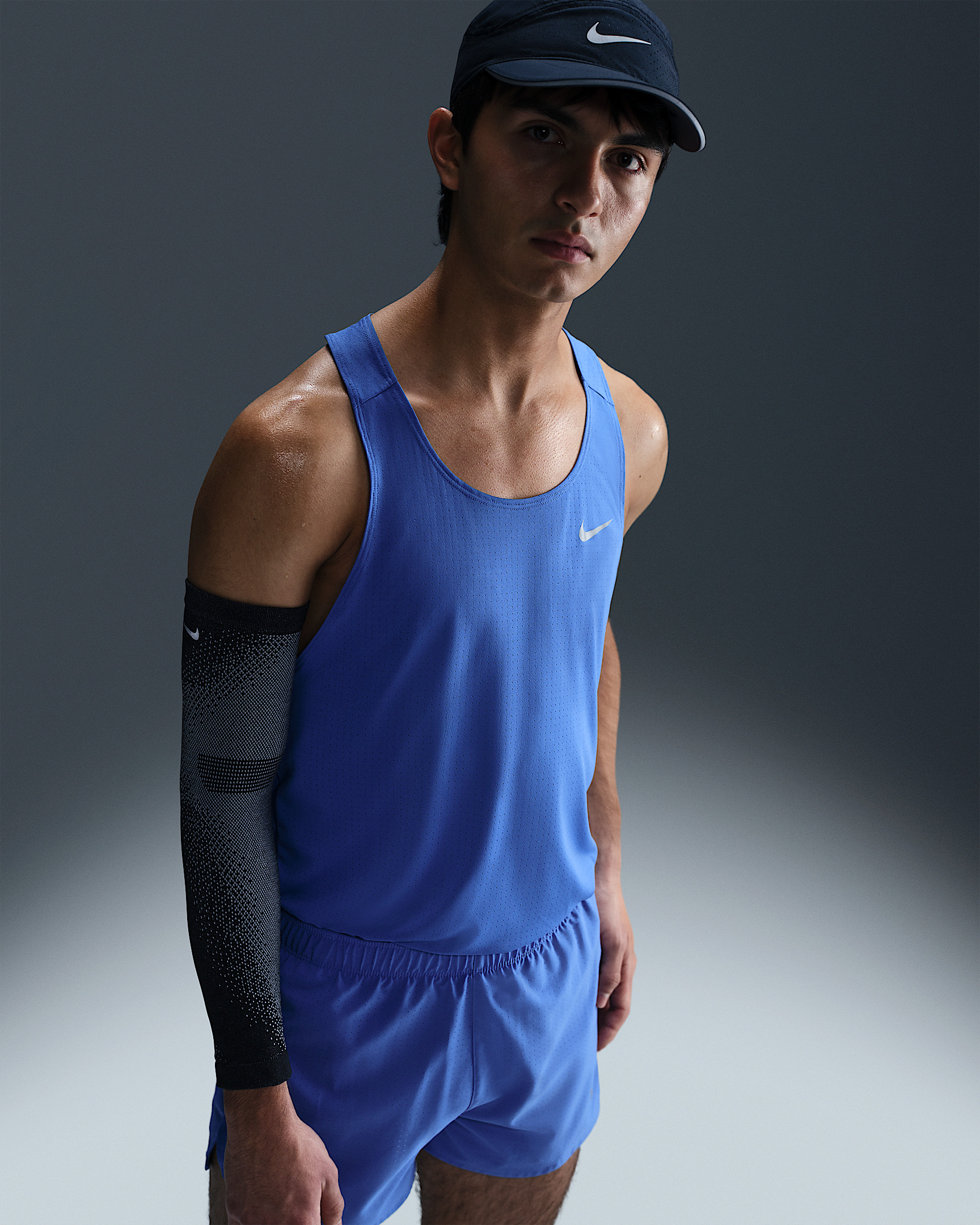 Nike Fast Men's Dri-FIT Running Singlet - 1