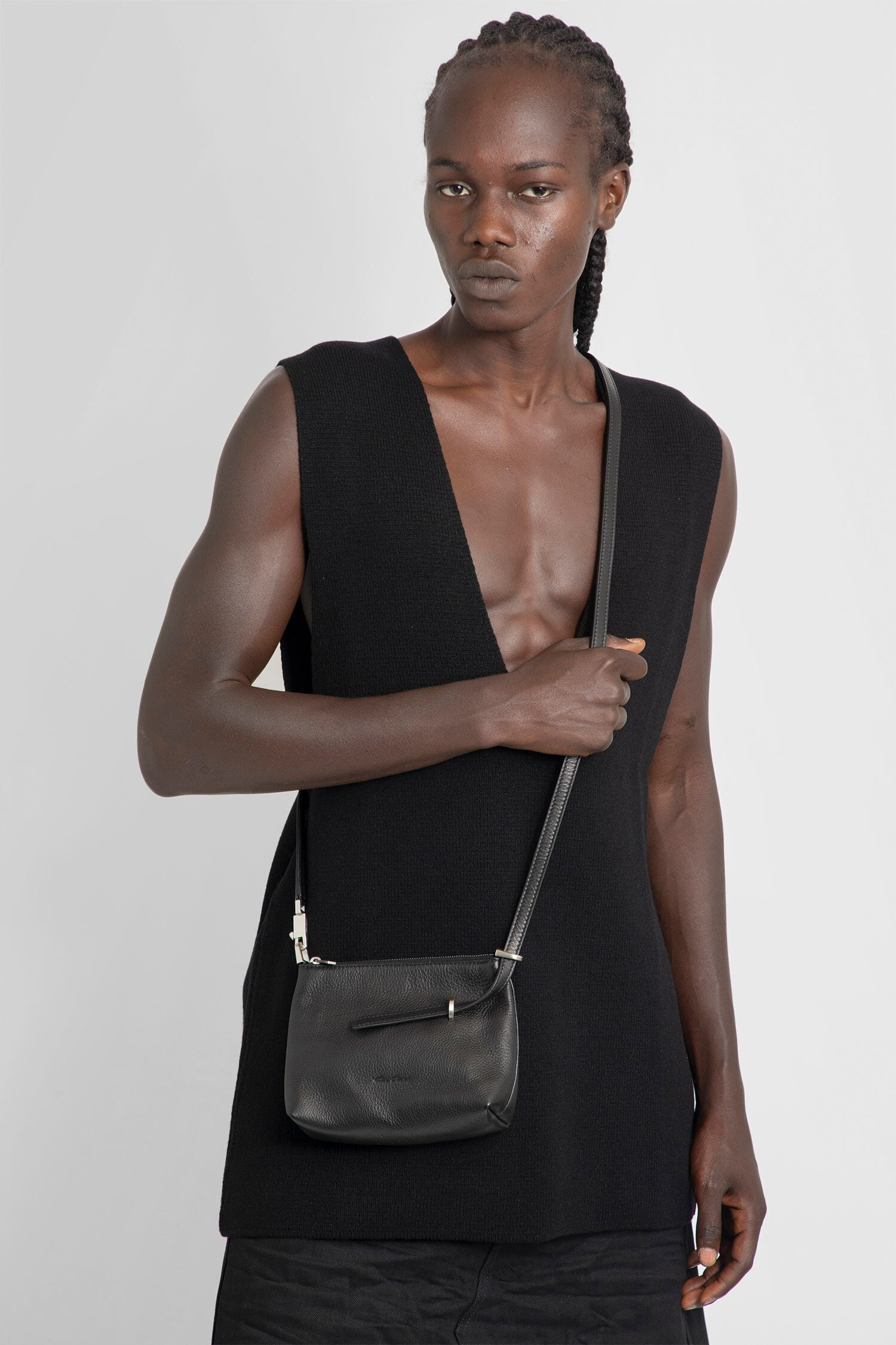 RICK OWENS MAN BLACK SHOULDER BAGS - 5