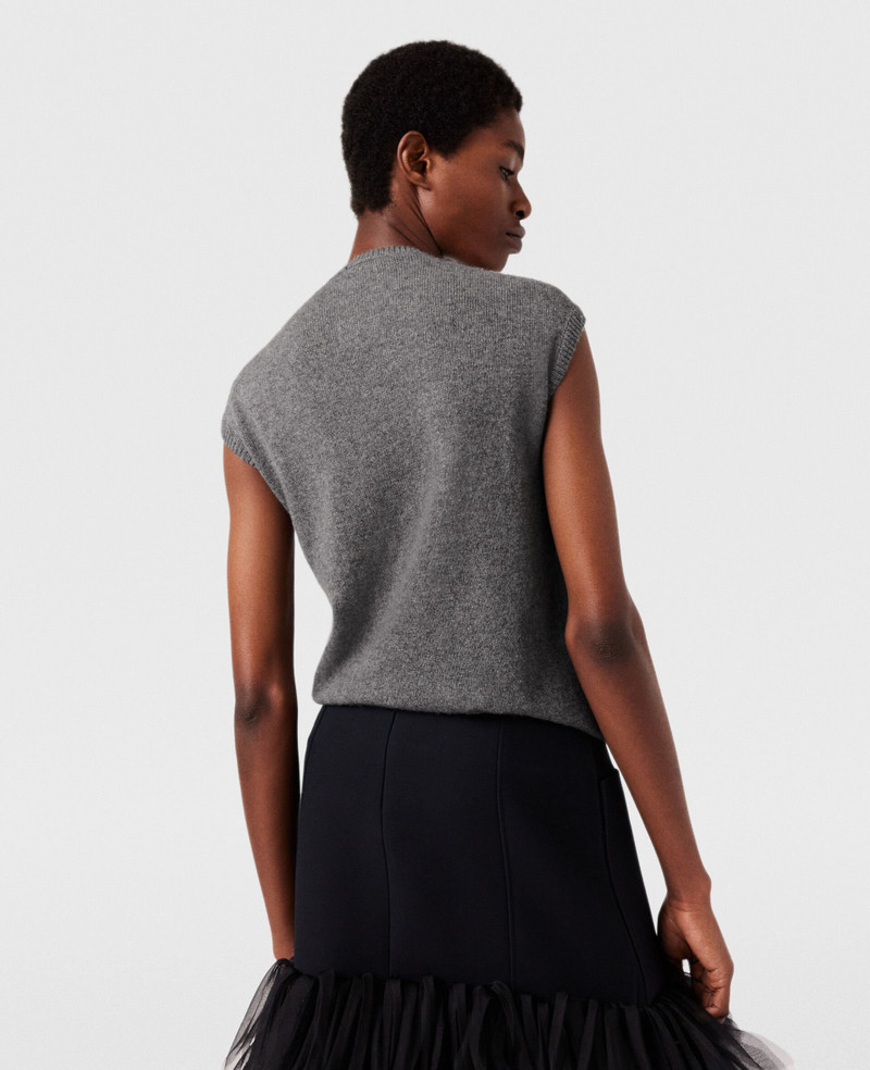 Scarf Detail Sleeveless Top 3