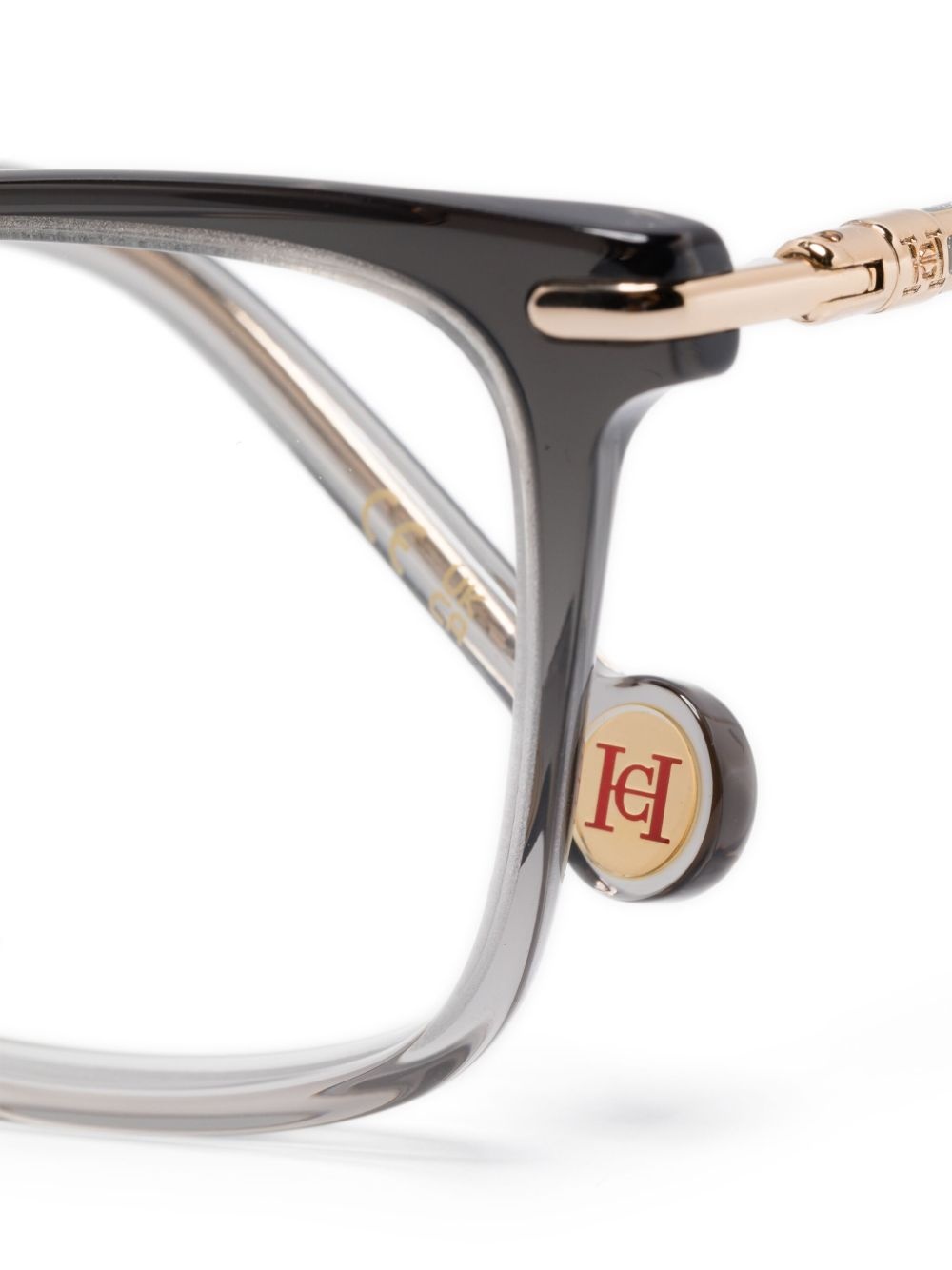 Her 271 glasses - 3