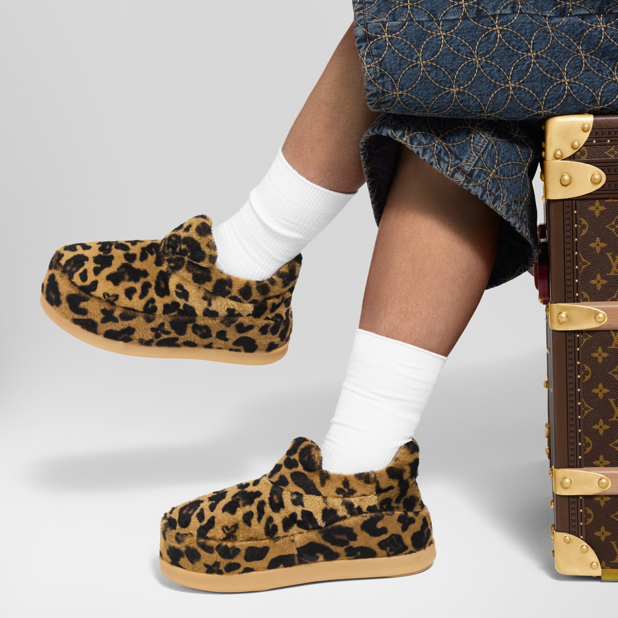 LV Yeti Slip On - 7