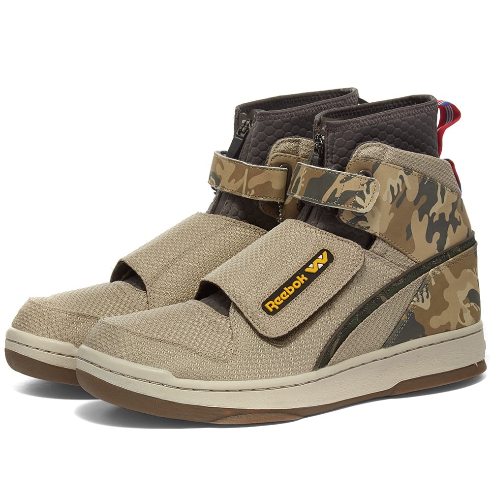 Reebok Alien U.S.C.M. Bug Stomper - 1