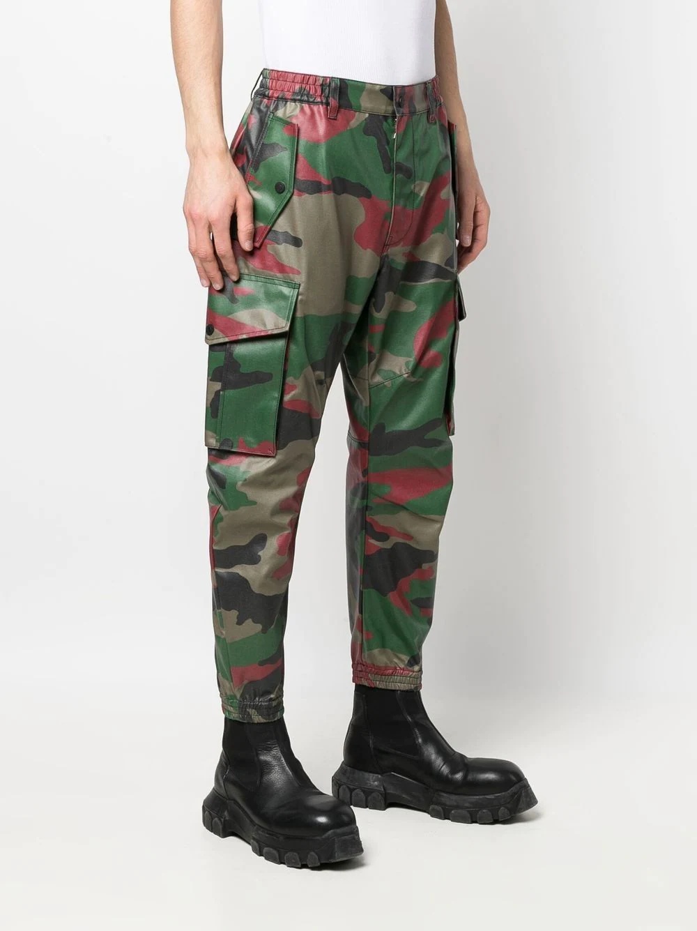 camouflage-print tapered cargo trousers - 3